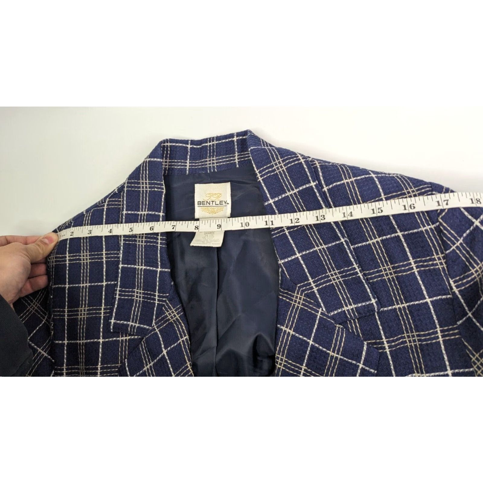 Vintage VINTAGE Bentley Blazer Light Weight Linen Jacket Plaid Blue Size Large one Button Ladies Blue Plaid Blazer Women L Jacket Linen Blazer Size L / US 10 / IT 46 - 7 Thumbnail
