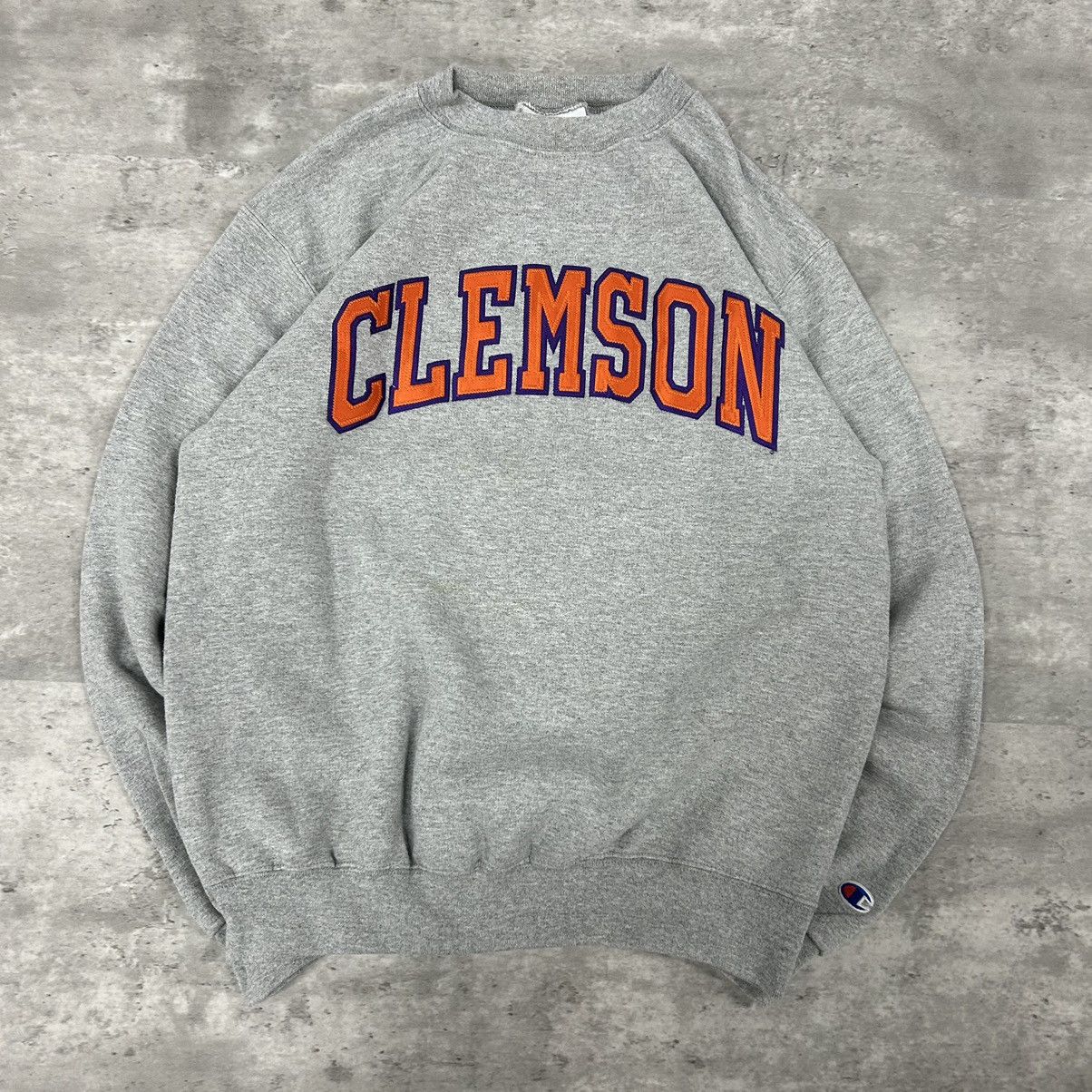 NCAA Clemson university Crewneck sweatshirt sz medium Size US M / EU 48-50 / 2 - 1 Thumbnail