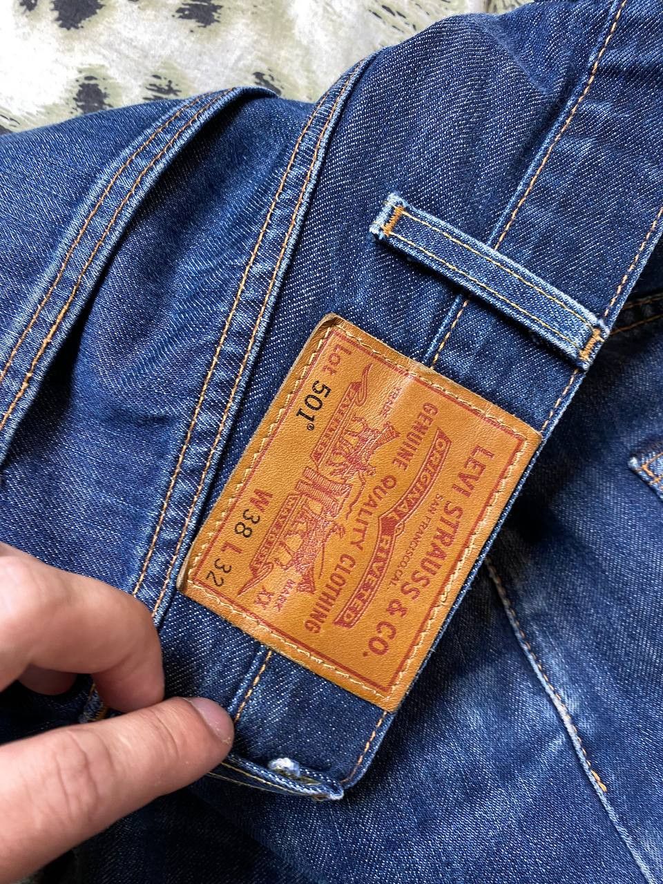 Levi's × Vintage Vintage Levi’s Faded 501 Mid Wash Jeans Size US 38 / EU 54 - 4 Thumbnail