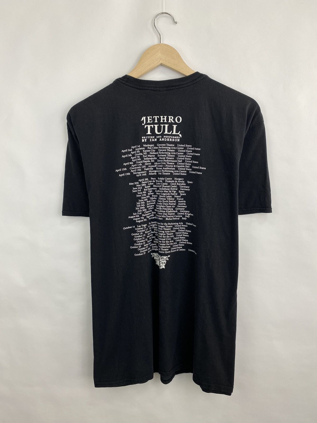 Band Tees 🇬🇧 Vintage Jethro Tull Tour Band T-Shirt Rare Retro Y2K Size US L / EU 52-54 / 3 - 5 Thumbnail