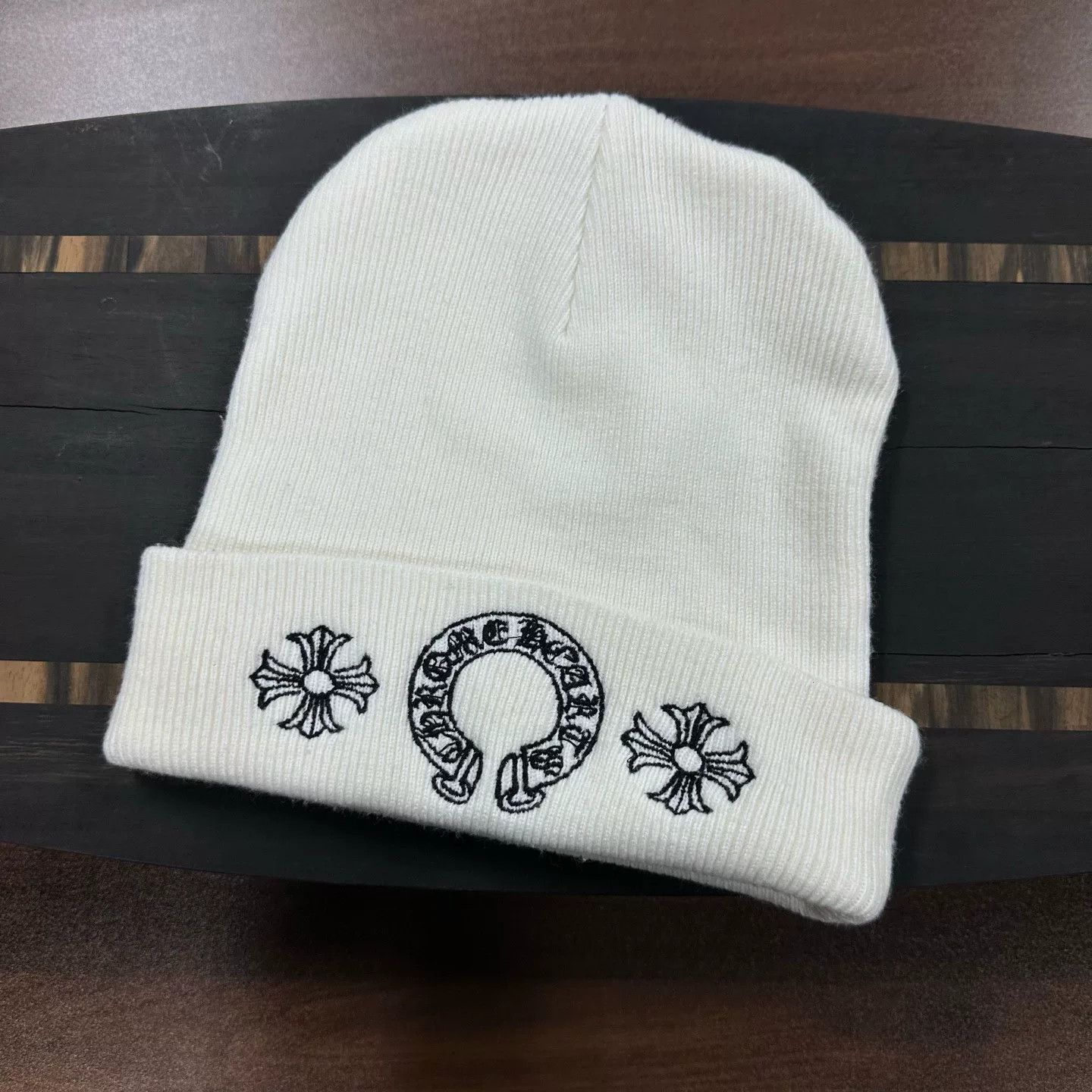 Chrome Hearts Chrome Hearts Embroidered White Hat 23 Men Size ONE SIZE - 1 Thumbnail