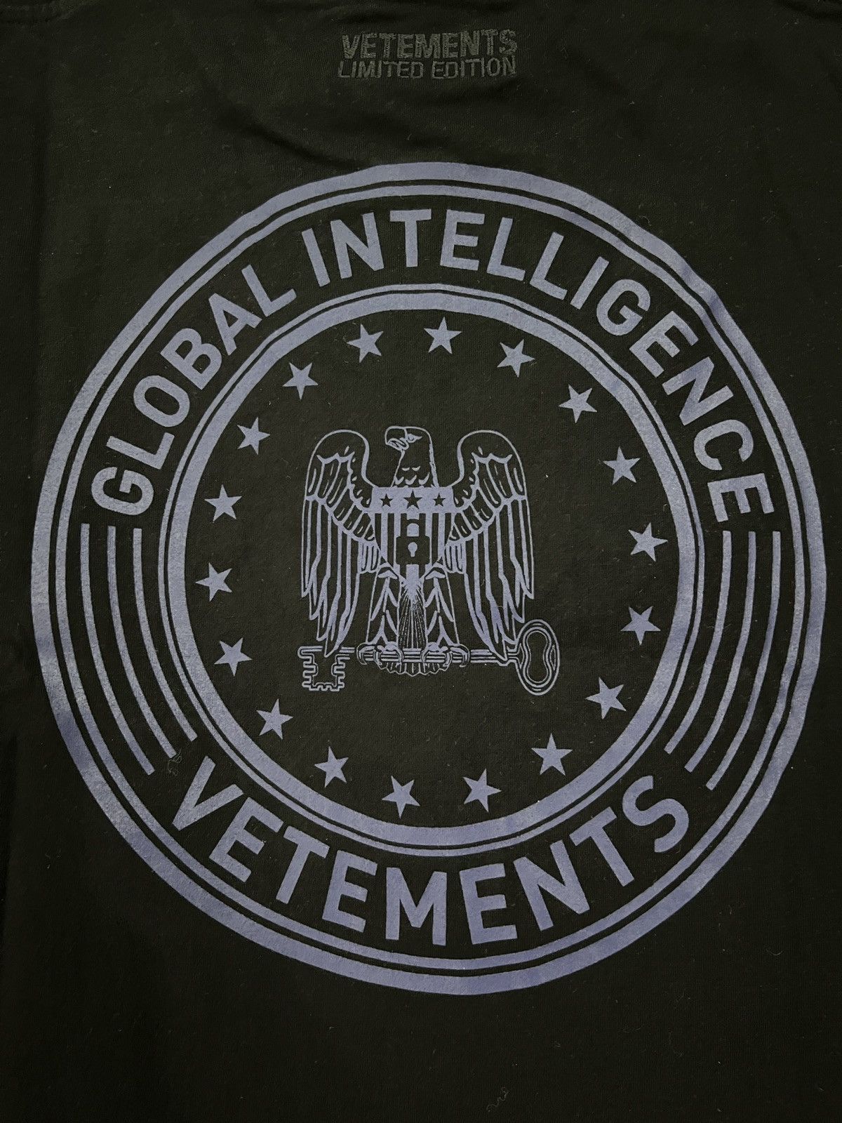Vetements Vetements FW21 Lookbook “CIA” T-Shirt Size US M / EU 48-50 / 2 - 12 Thumbnail
