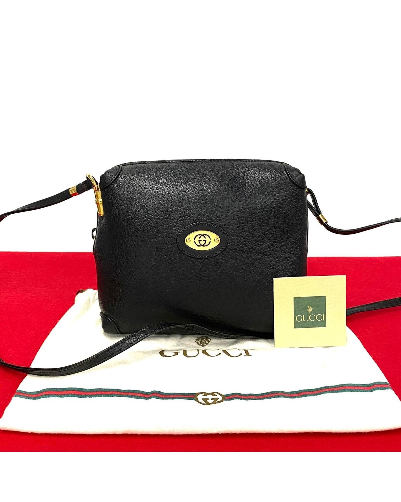 image of Gucci Interlocking G Leather Crossbody Bag in Black, Women's