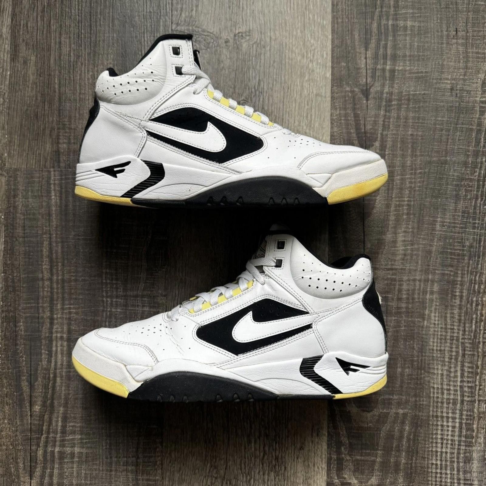 Nike NIKE • Air Flight Lite Mid (11.5M) Size US 11.5 / EU 44-45 - 2 Thumbnail