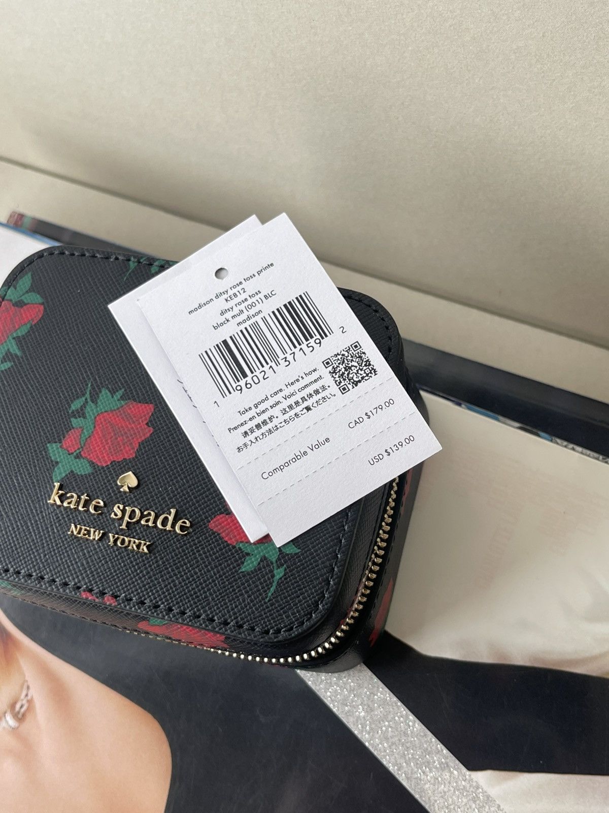 Kate Spade (new+tag) Kate Spade chic jewelry box red floral design Size ONE SIZE - 4 Thumbnail