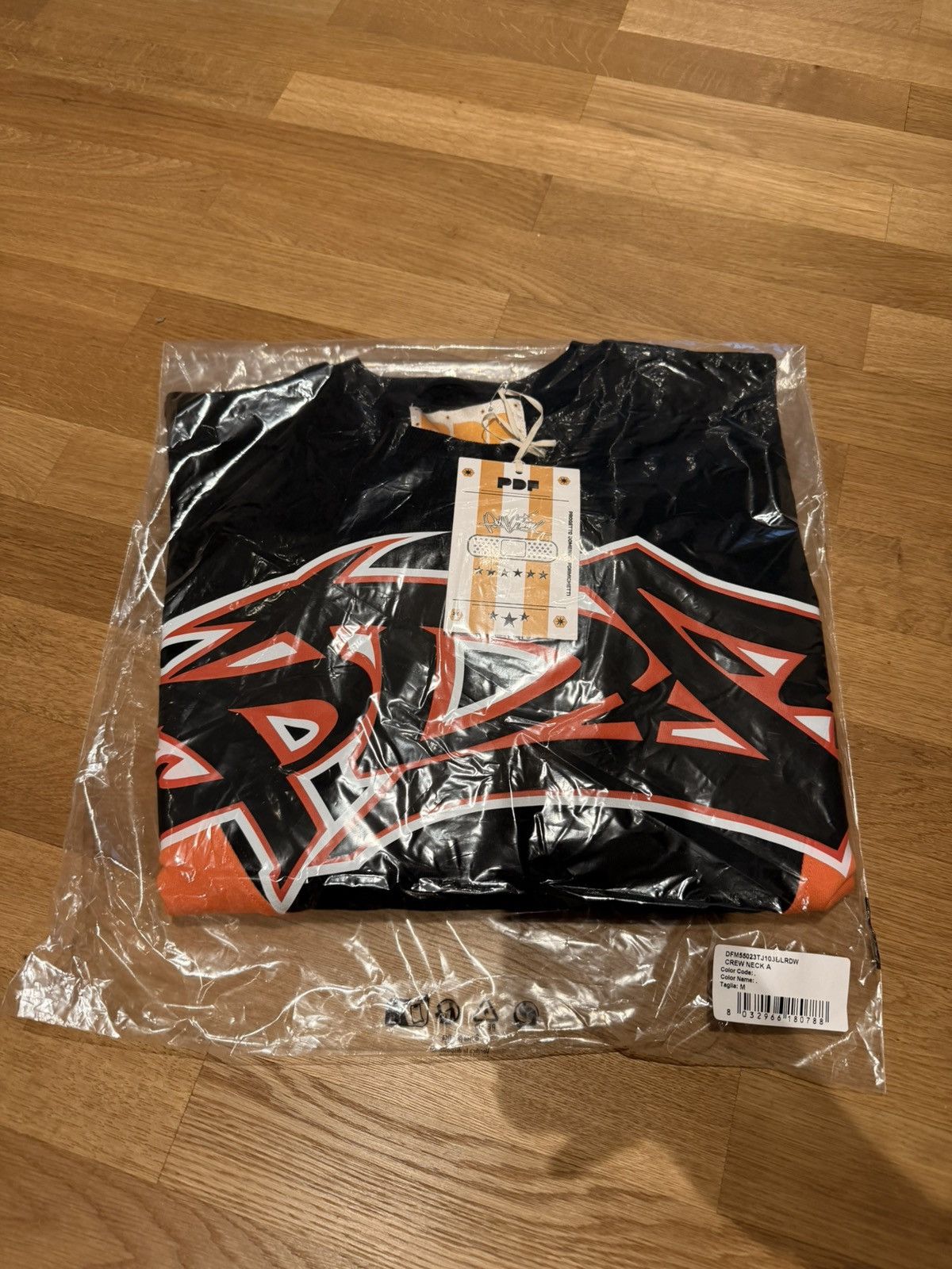 PDF PDF Channel Crew Neck A SS26 Size US M / EU 48-50 / 2 - 3 Thumbnail