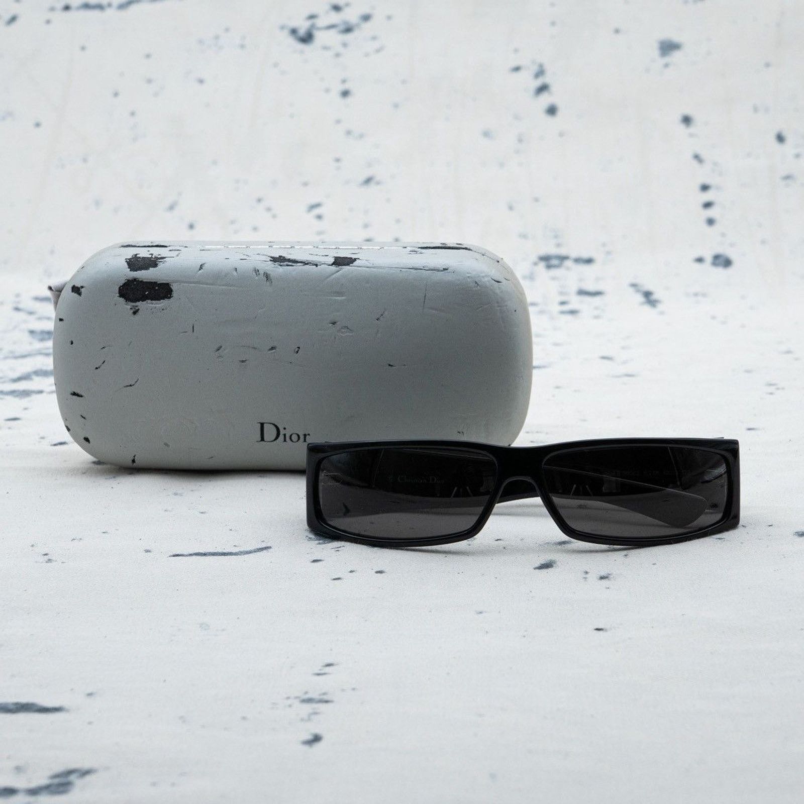 Dior × Vintage Vintage dior d trick 2 logo rectangular y2k sunglasses Size ONE SIZE - 7 Thumbnail