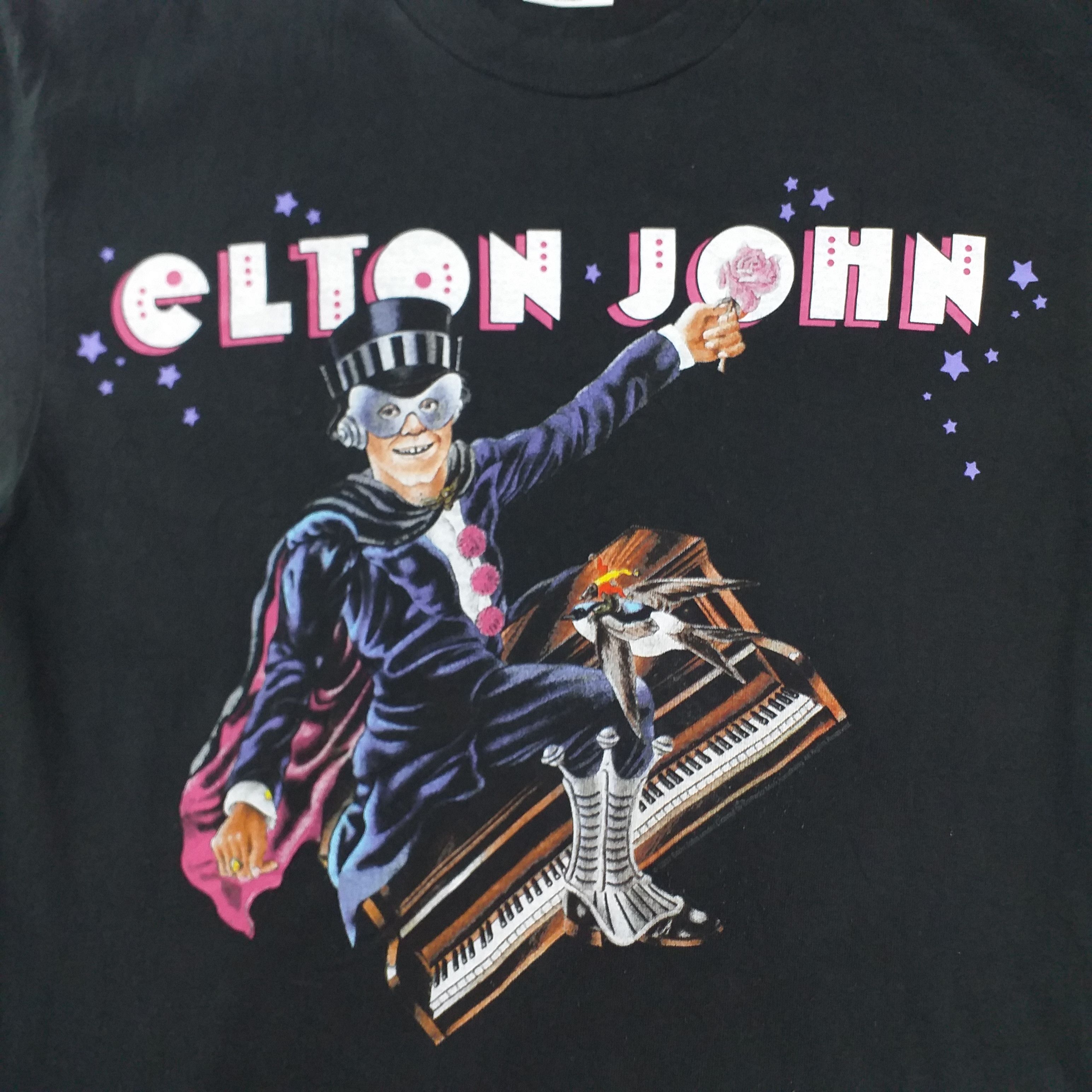 Band Tees Vintage Elton John Tour 2007-08 Small T-shirt -E091 Size US S / EU 44-46 / 1 - 4 Thumbnail