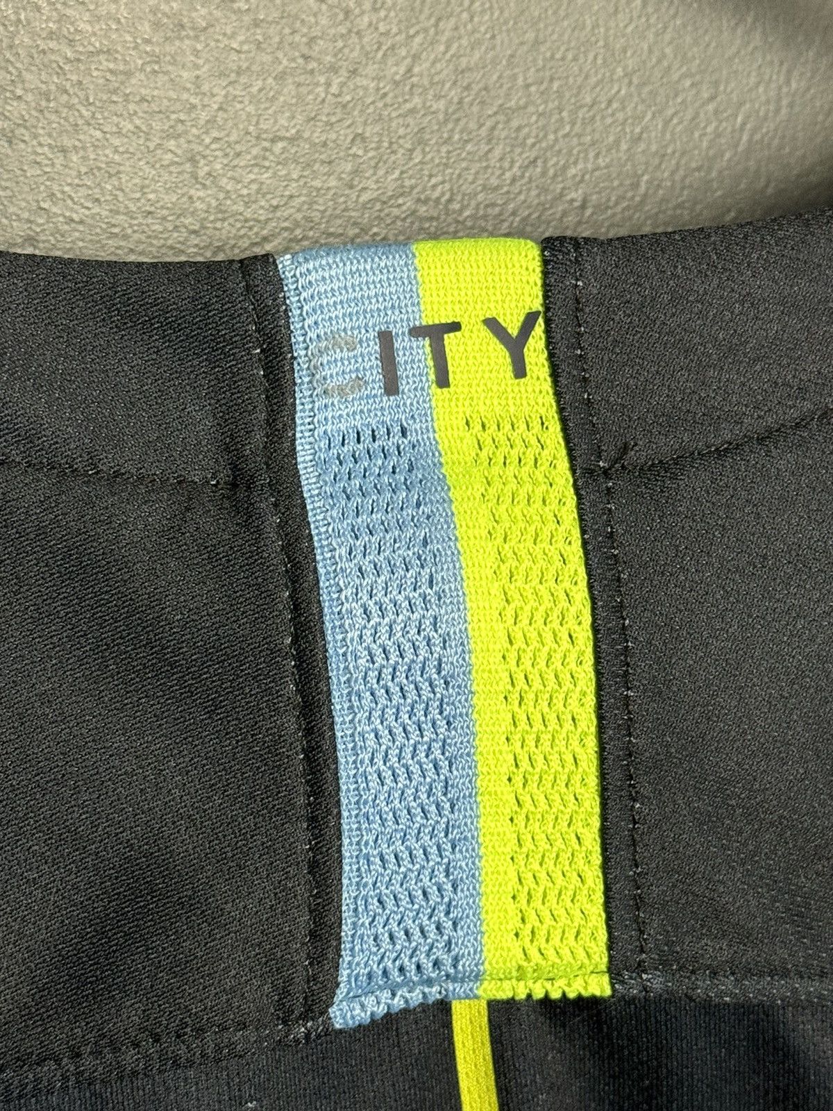 Nike Manchester City 18/19 Away Football Jersey Size US S / EU 44-46 / 1 - 14 Thumbnail