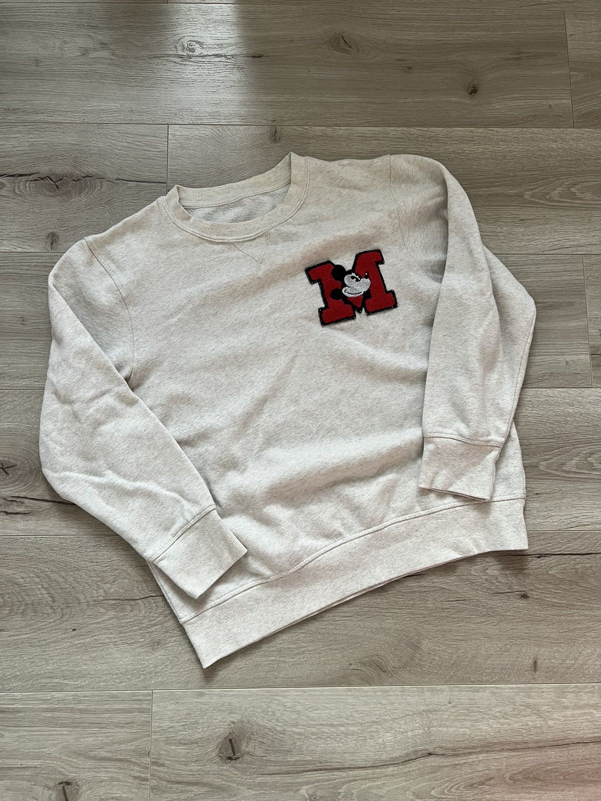 Disney × Japanese Brand × Vintage Rare Japanese Mickey Disney Women White Sweater Sweatshirt Size XL / US 12-14 / IT 48-50 - 1 Thumbnail