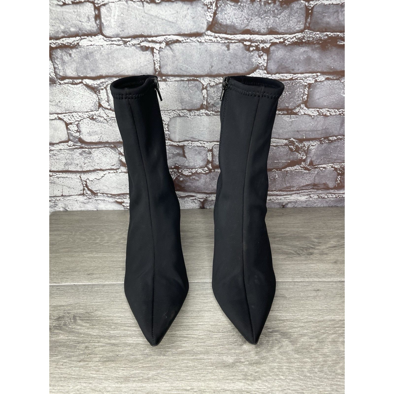 Jeffrey Campbell Jeffrey Campbell Black Siren Sport Ankle Sock Booties Women’ Size US 8.5 / IT 38.5 - 16 Thumbnail