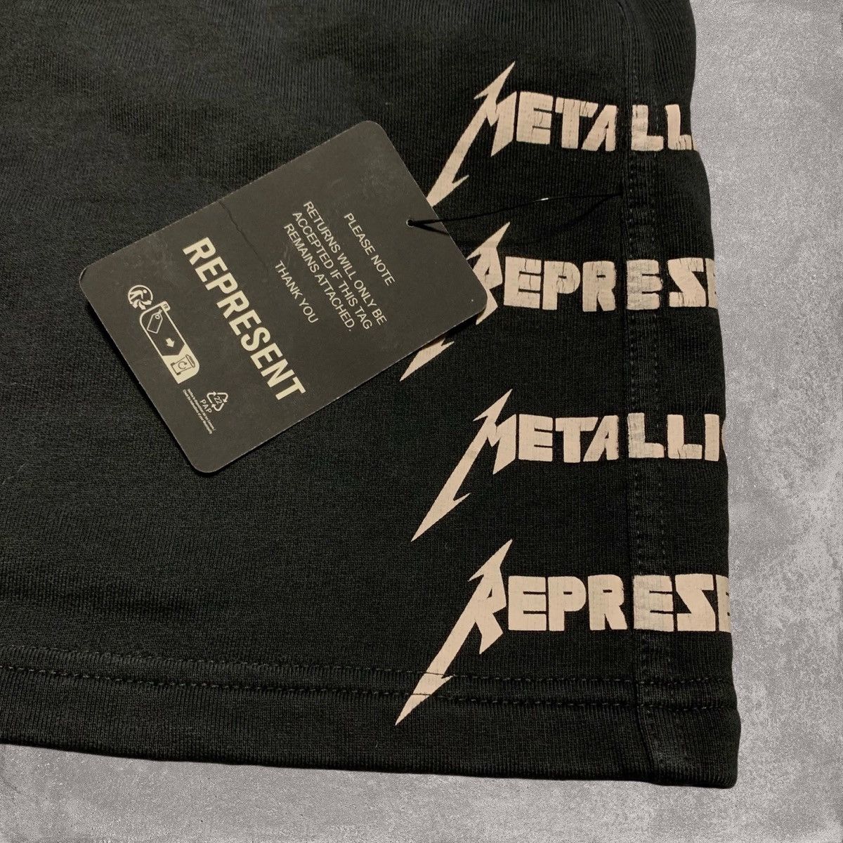 Represent Clo. Represent Small Shorts Metallica Local Crew Stained Black Size US 30 / EU 46 - 3 Thumbnail