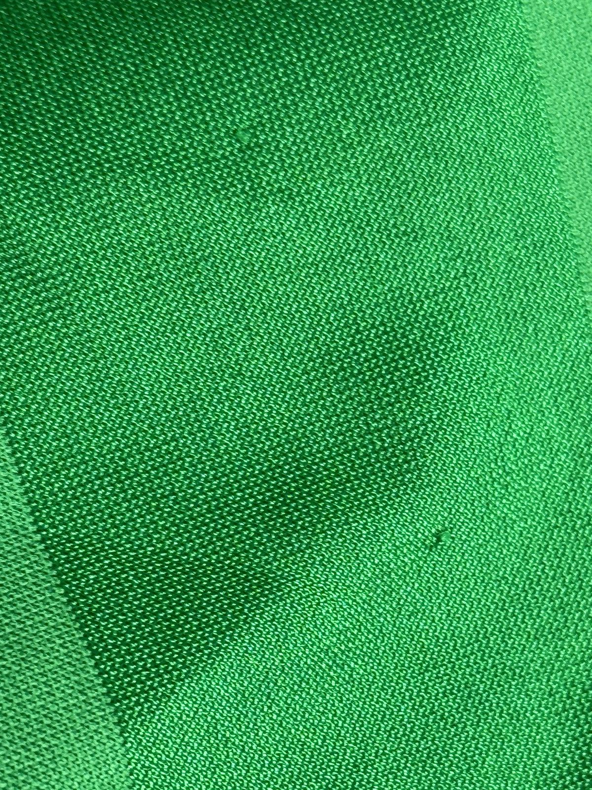 Umbro Republic of Ireland 16/18 Home Football Jersey Size US XL / EU 56 / 4 - 7 Thumbnail