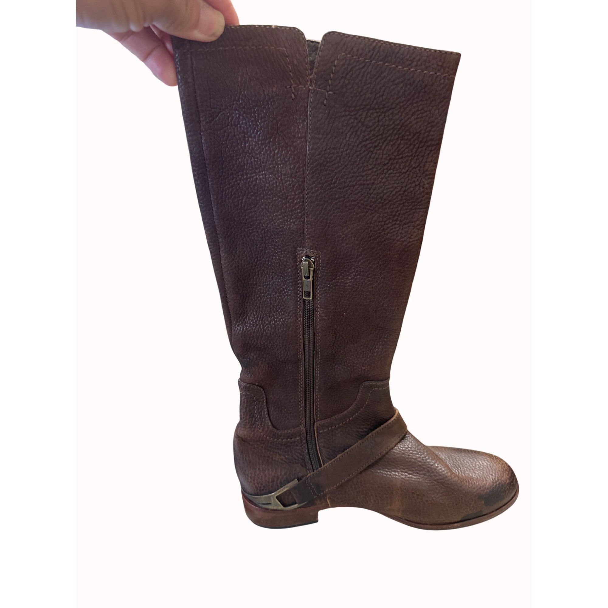 Ugg UGG women’s leather sheepskin brown mid calf boots shoes siz Size US 6 / IT 36 - 11 Thumbnail