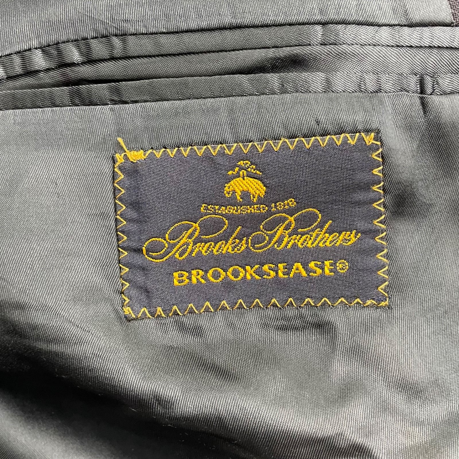 Brooks Brothers Brooks Brothers Men’s Brooksease Gold Buttons Double Breaste Size 44L - 6 Thumbnail