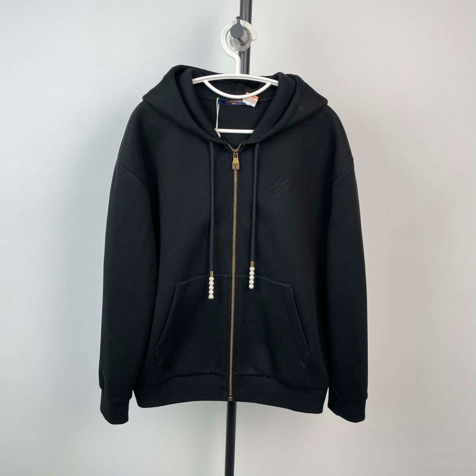 Louis Vuitton Louis Vuitton Cotton Black Jacket M Women Size M / US 6-8 / IT 42-44 - 1 Thumbnail