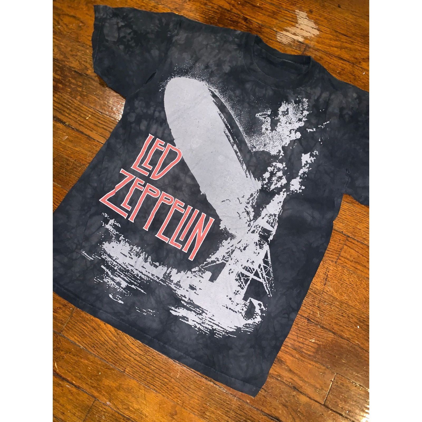 Band Tees Led Zeppelin Hindenburg Blimp Tie Dye Rock Tee Small Medium Size US S / EU 44-46 / 1 - 3 Thumbnail