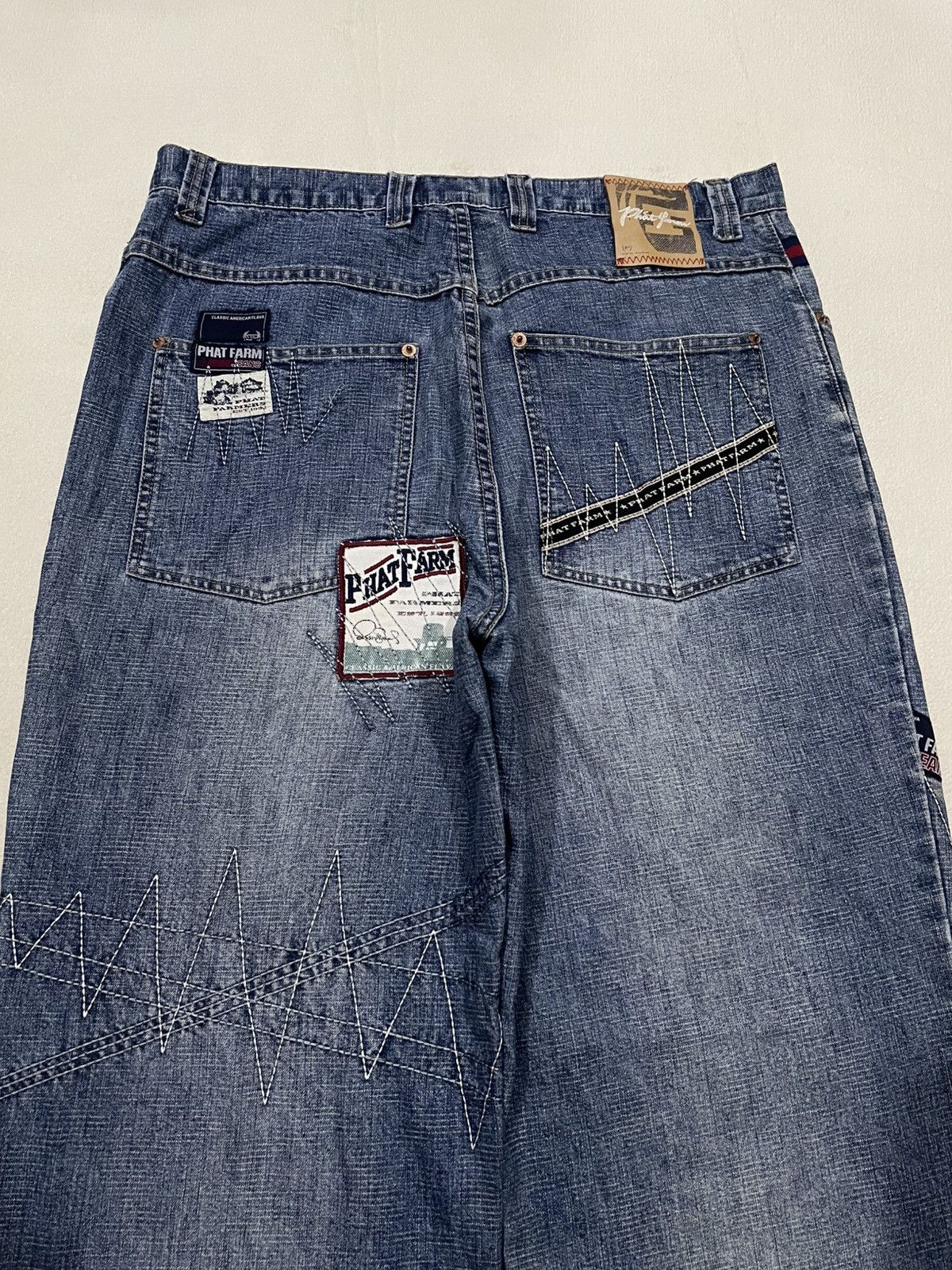 Phat Farm Vintage Phat Farm Distress Faded Denim Jeans Size US 34 / EU 50 - 12 Thumbnail