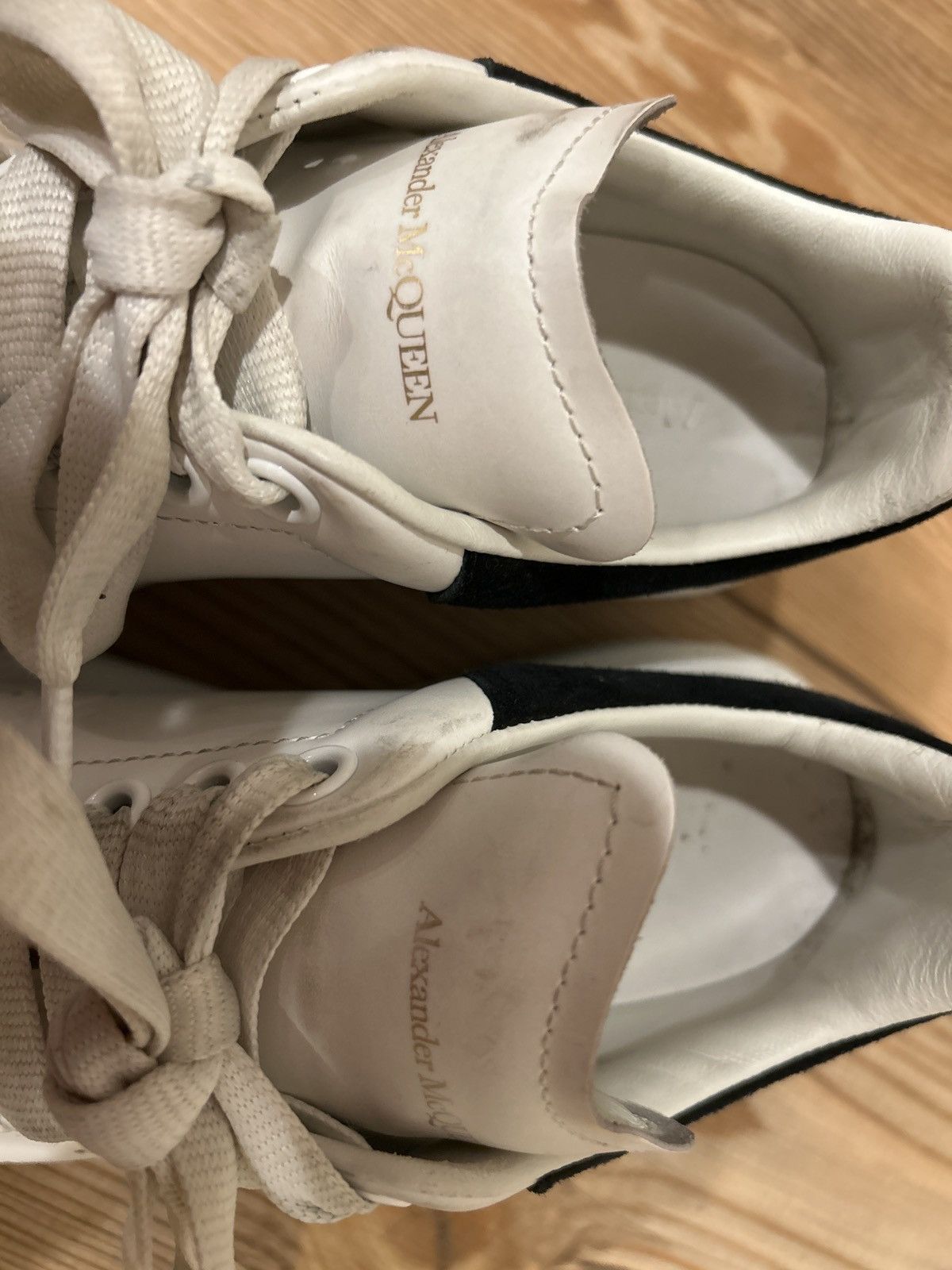 Alexander McQueen Oversized Sneaker Size US 7 / IT 37 - 8 Thumbnail