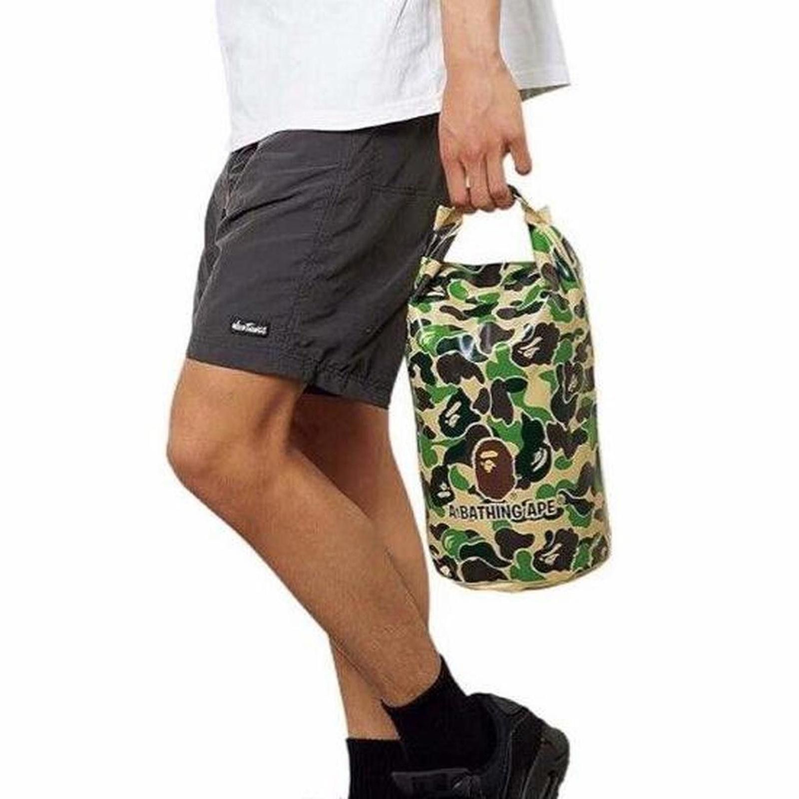 Bape A Bathing Ape SMART Magazine & Waterproof Bag Size ONE SIZE - 8 Thumbnail
