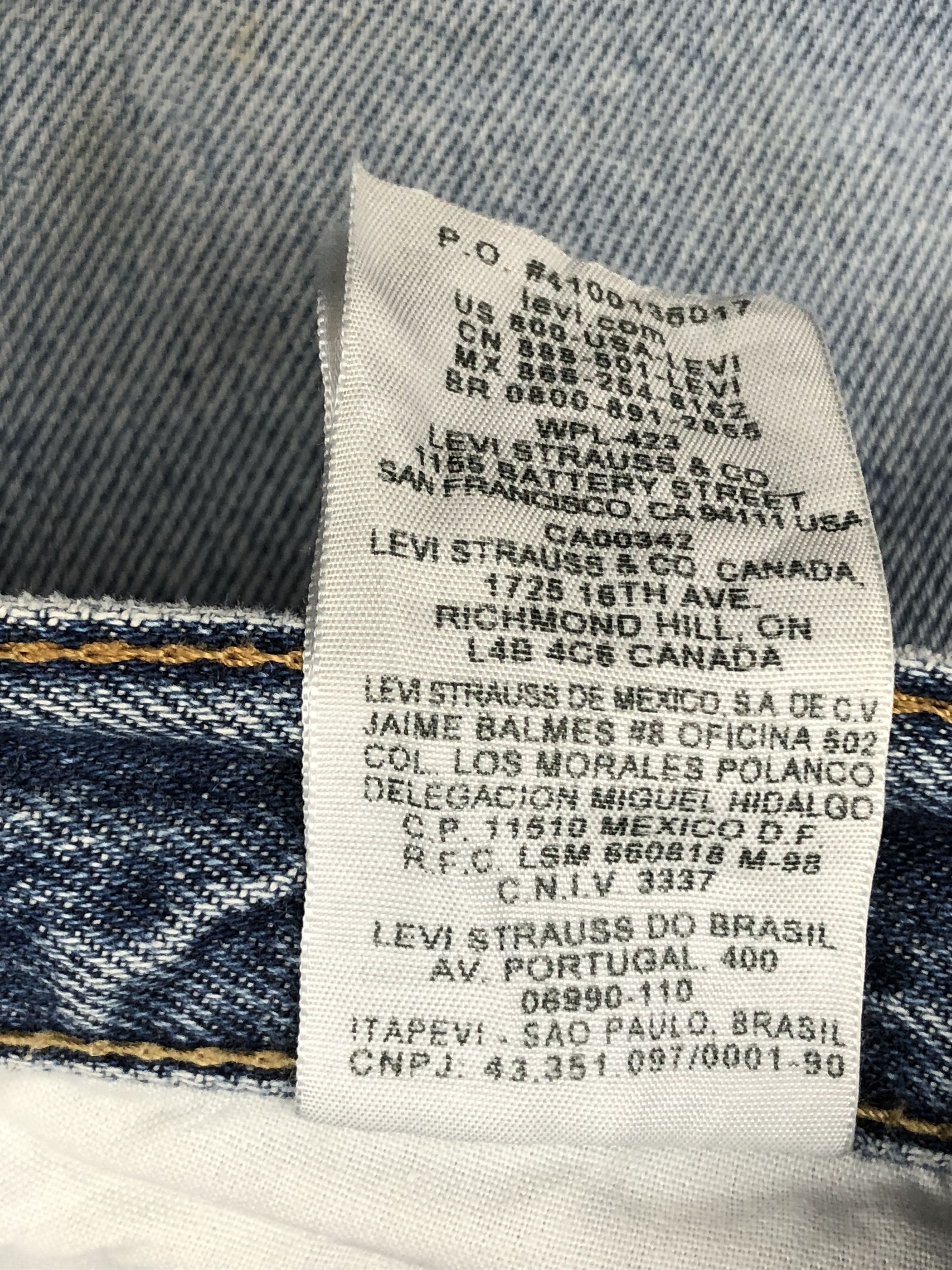 Levi's Vintage Levis 550 Faded Blue Jeans DPP0186 Size US 34 / EU 50 - 12 Thumbnail