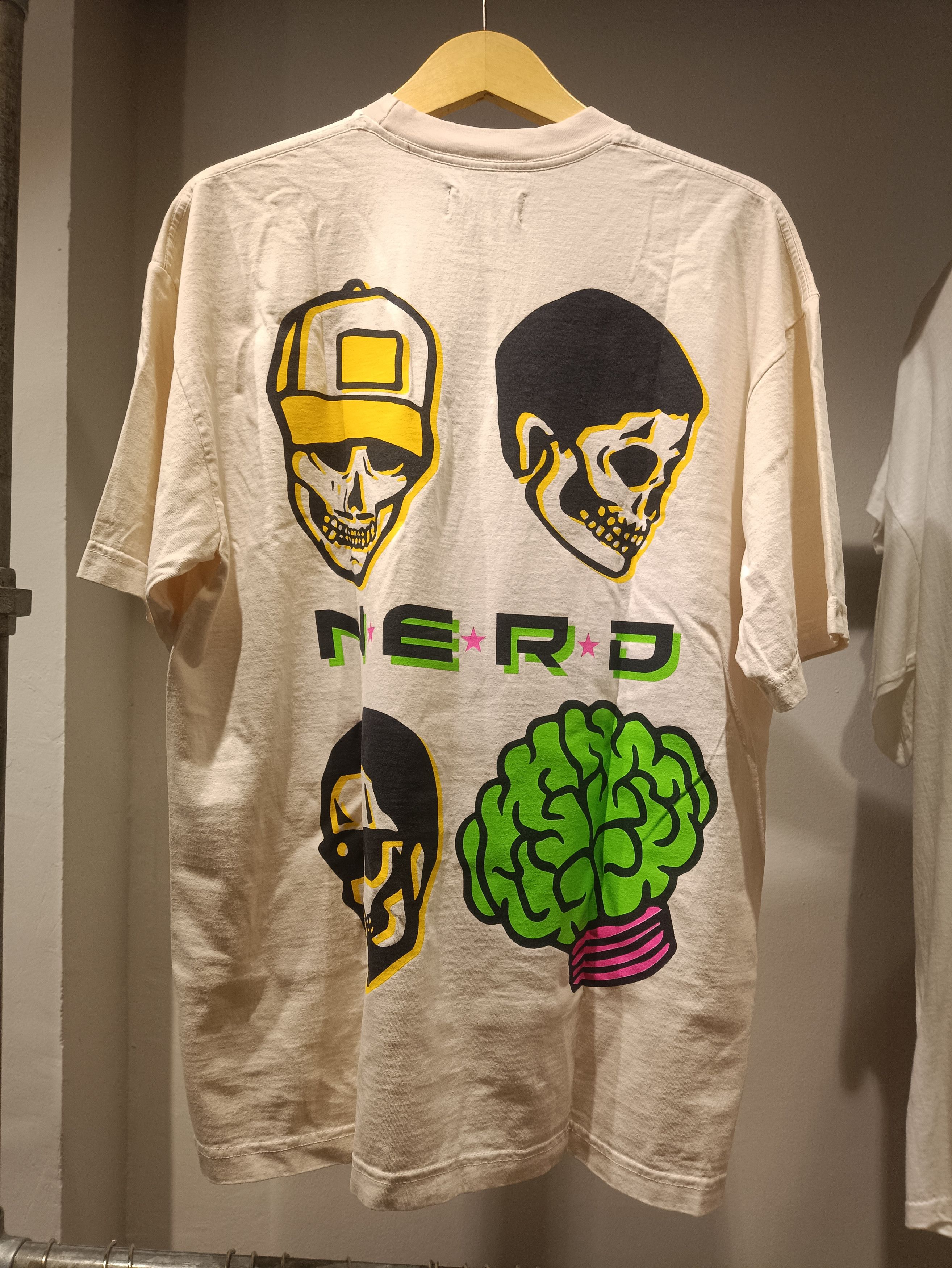 Band Tees n.e.r.d Size US XL / EU 56 / 4 - 4 Thumbnail