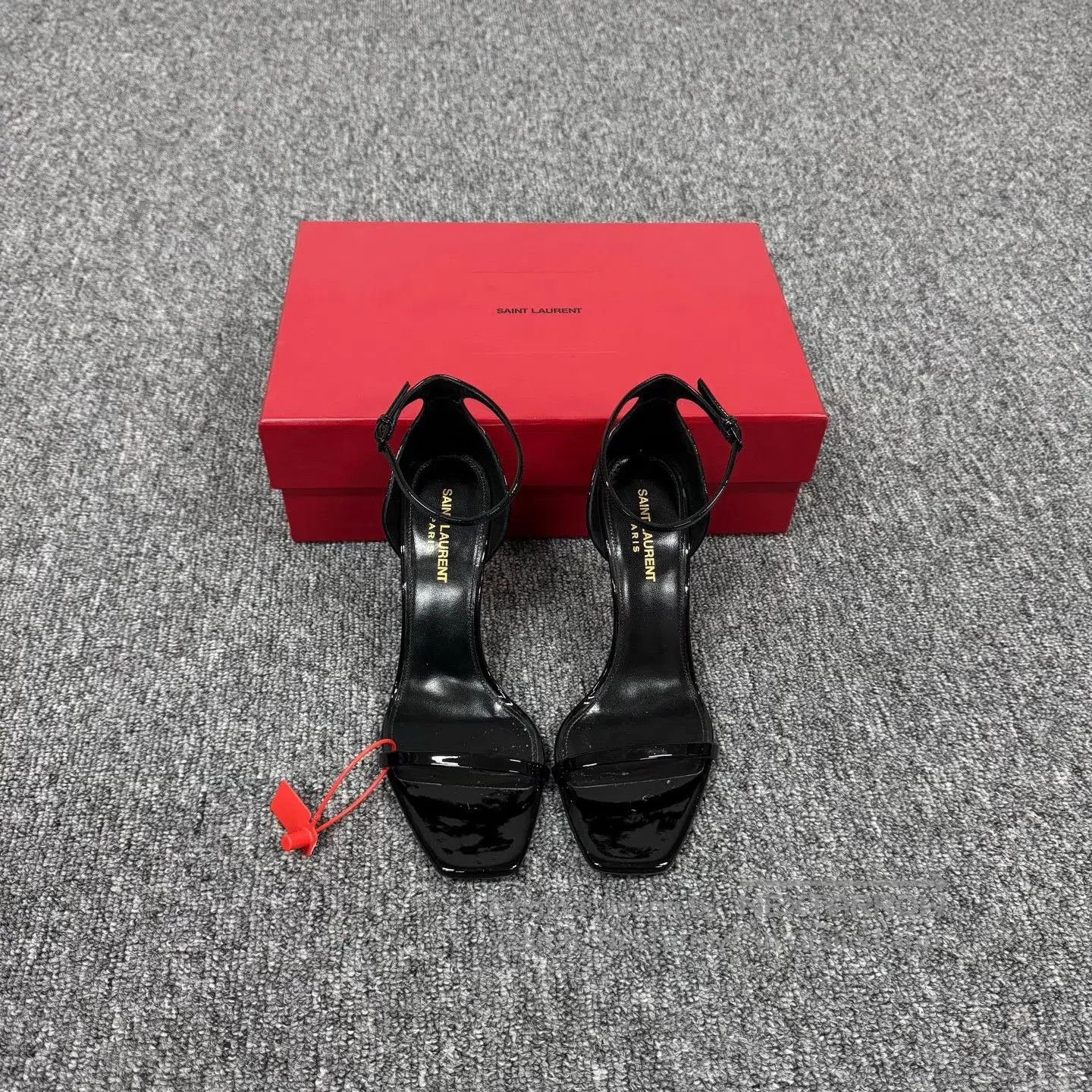 Saint Laurent Paris Saint Laurent Paris Black varnished buckle metal high-heel Size US 8 / IT 38 - 2 Thumbnail