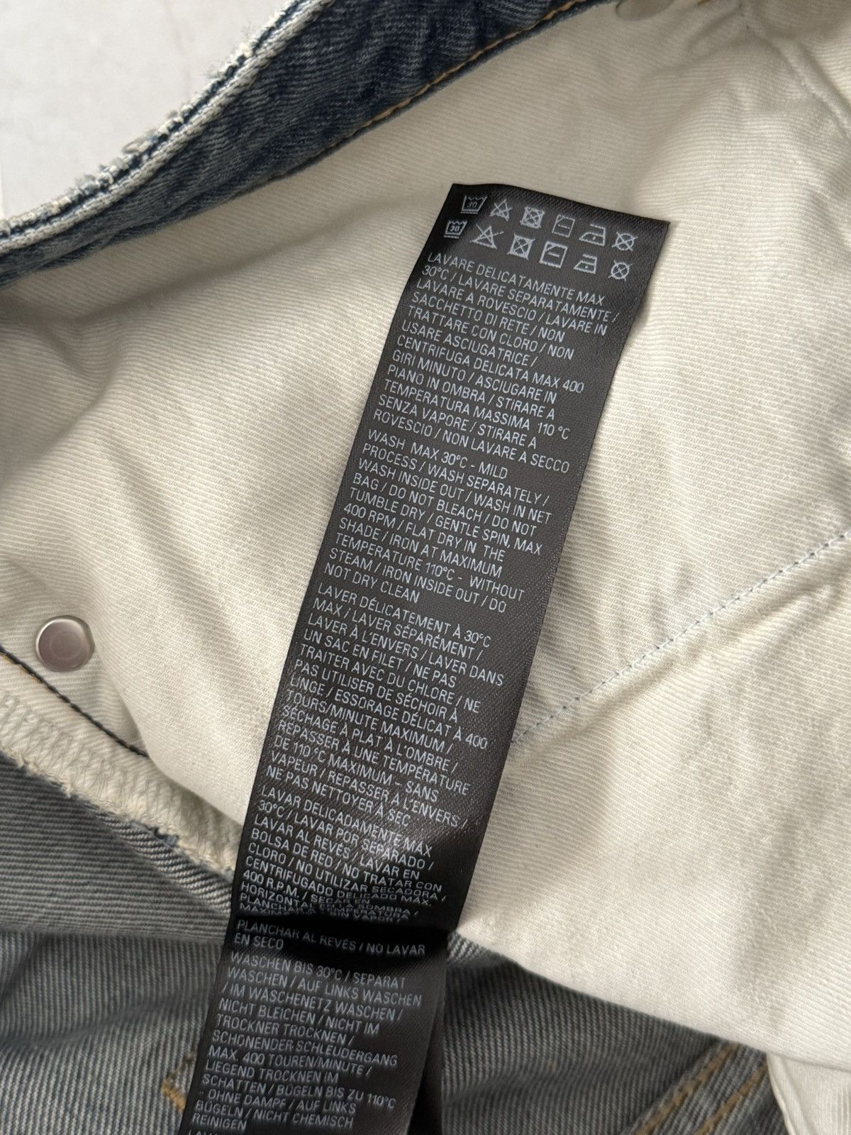 Balenciaga Balenciaga Distressed Mud Show Denim Sz.L Size US 36 / EU 52 - 16 Thumbnail