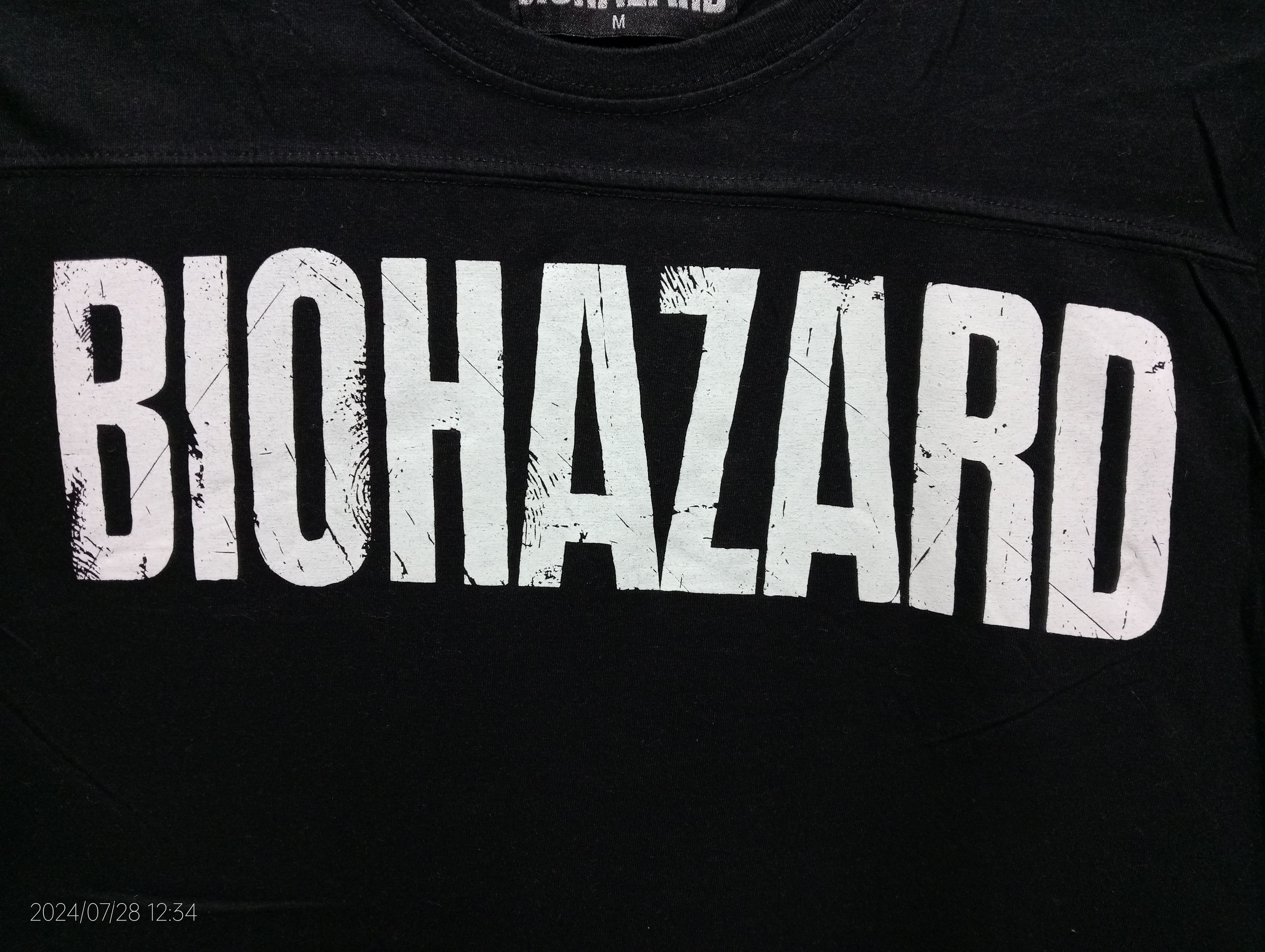 Playstation Capcom Resident Evil : Biohazard Spellout 3Q Sleeve Tshirt Size US S / EU 44-46 / 1 - 12 Thumbnail