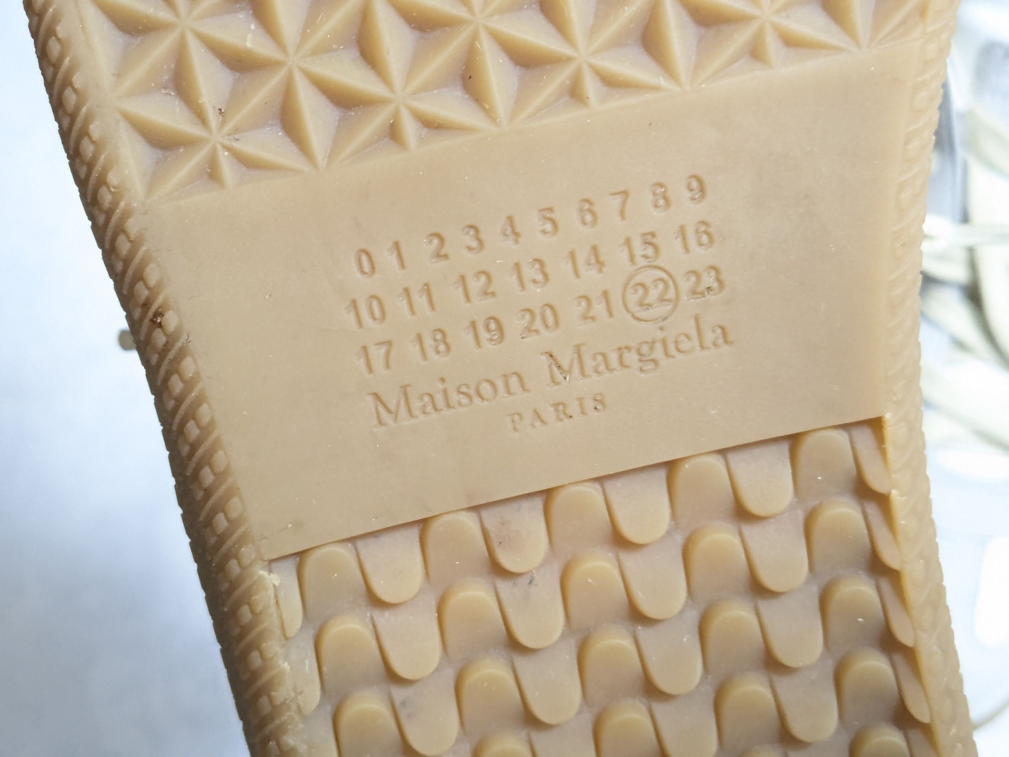 Maison Margiela Maison Margiela Replica GAT White Gray 11 44 Gum Low Size US 11 / EU 44 - 17 Thumbnail