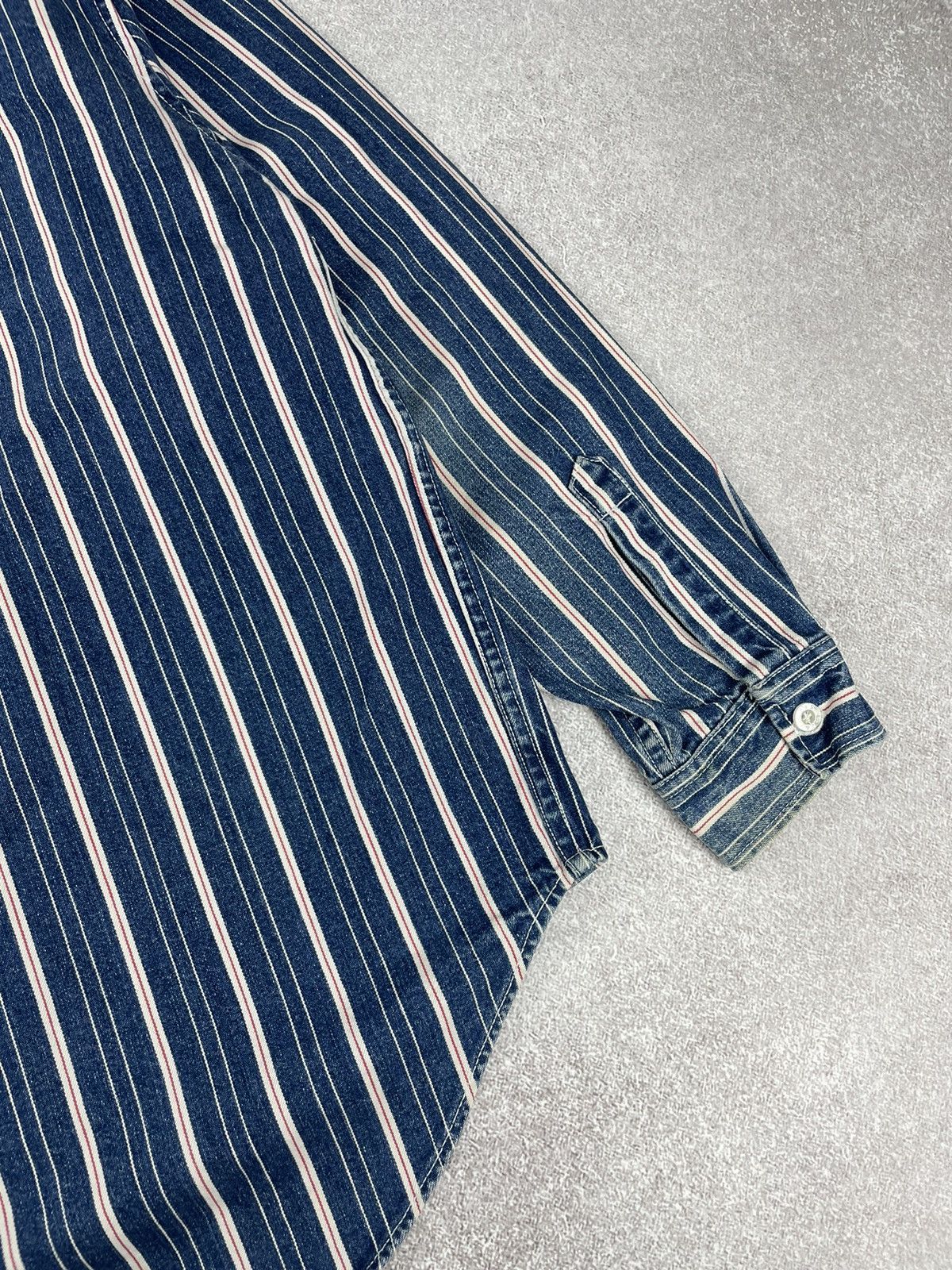 Levi's × Levi's Vintage Clothing × Vintage Vintage 90’s Levi’s Striped Long Sleeved Denim Shirt Cowboy Size US L / EU 52-54 / 3 - 9 Thumbnail