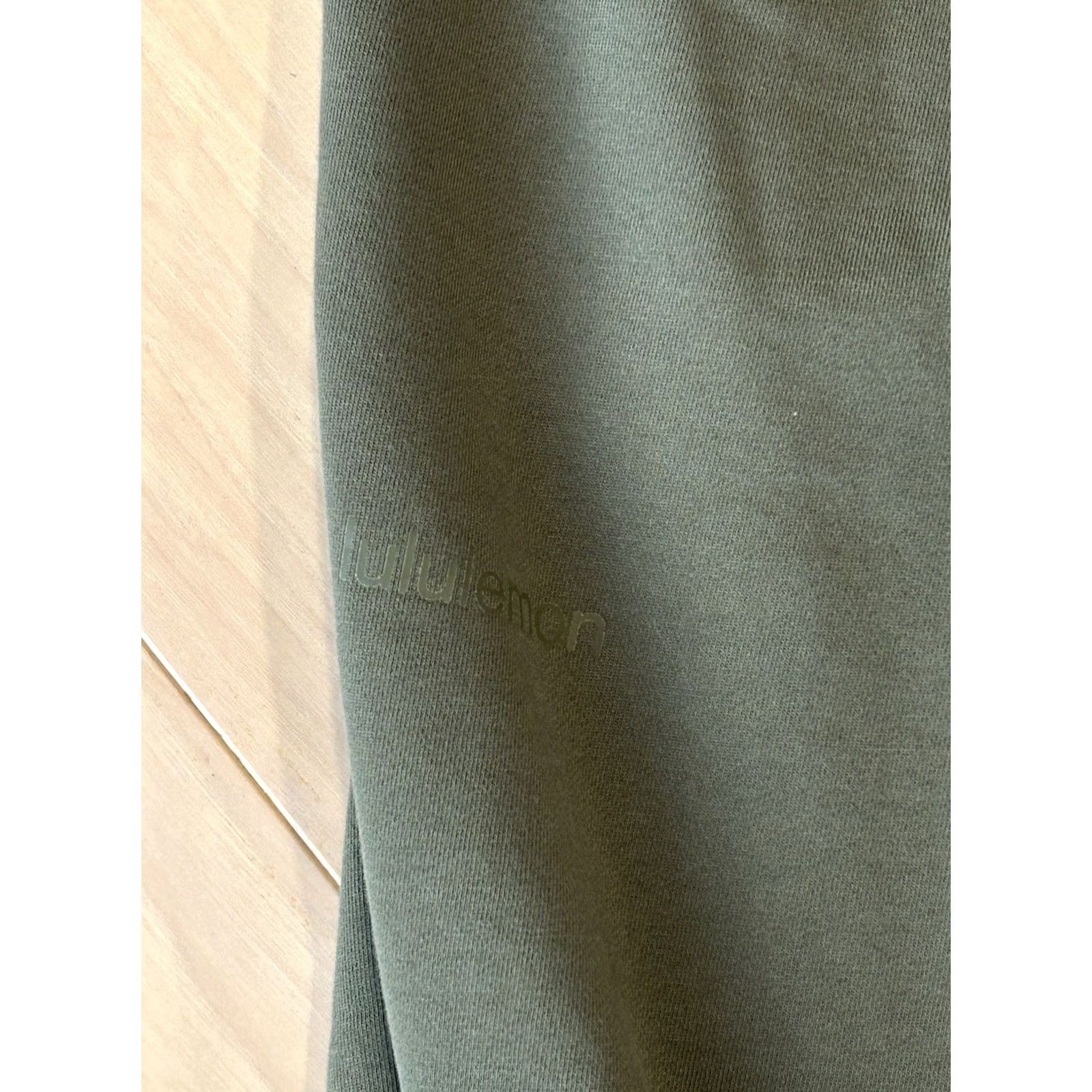 Lululemon VINTAGE Lululemon Relaxed High-Rise Jogger Green Women’s 9 Size 30" / US 8 / IT 44 - 4 Thumbnail
