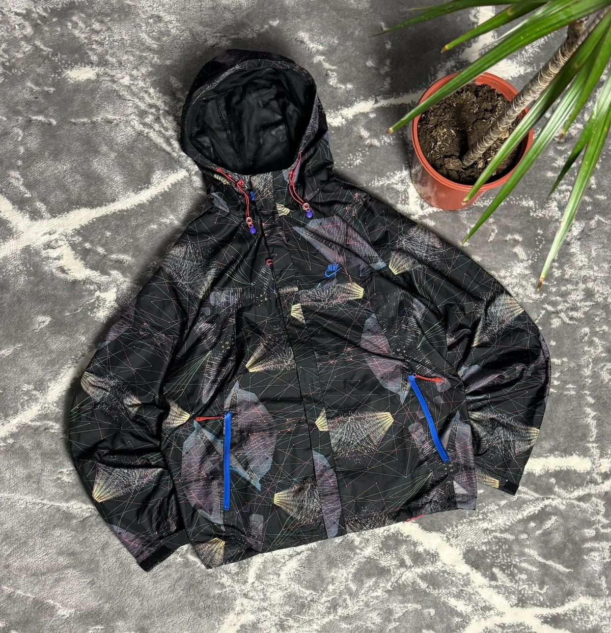 Nike 90s Nike Vintage Full Print Airmax Nylon Hooded Jacket Tn Size US M / EU 48-50 / 2 - 1 Preview