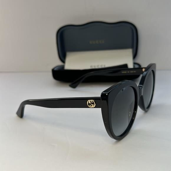 Gucci New Authentic Gucci Cat Eye Black/Grey 55 mm Women's Sunglas Size ONE SIZE - 12 Thumbnail