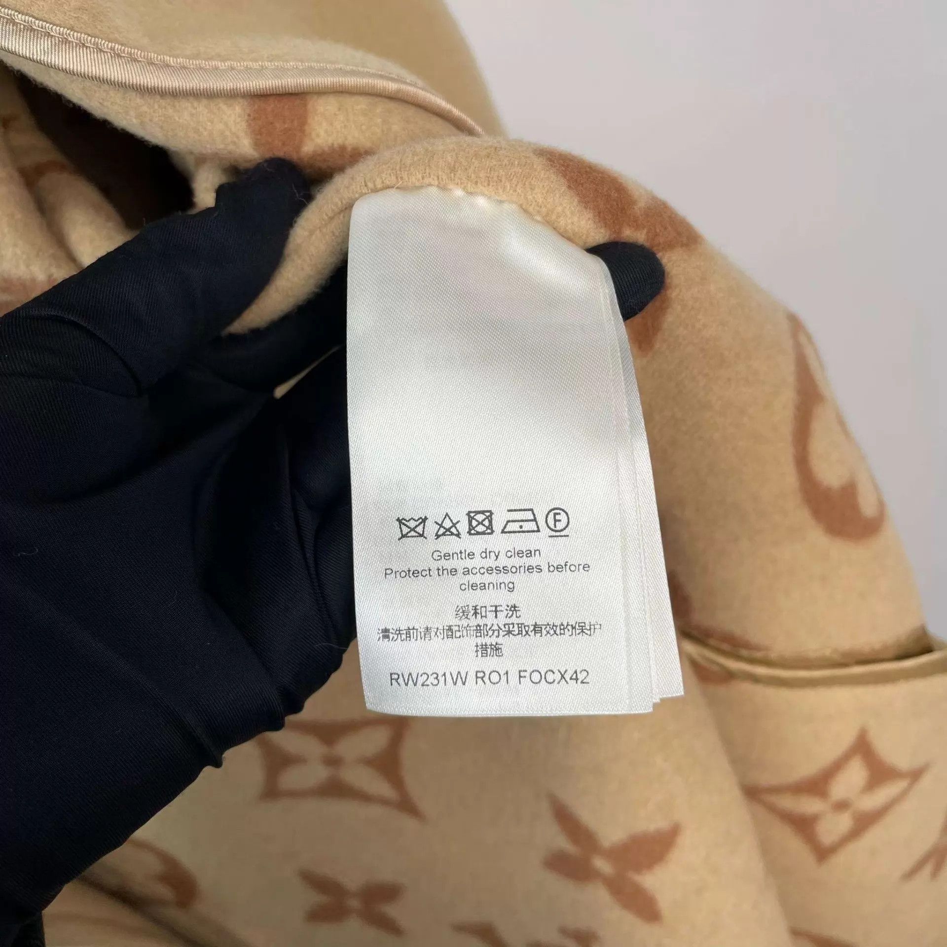 Louis Vuitton LV Beige Long Cashmere Coat 34 Size XS / US 0-2 / IT 36-38 - 6 Thumbnail