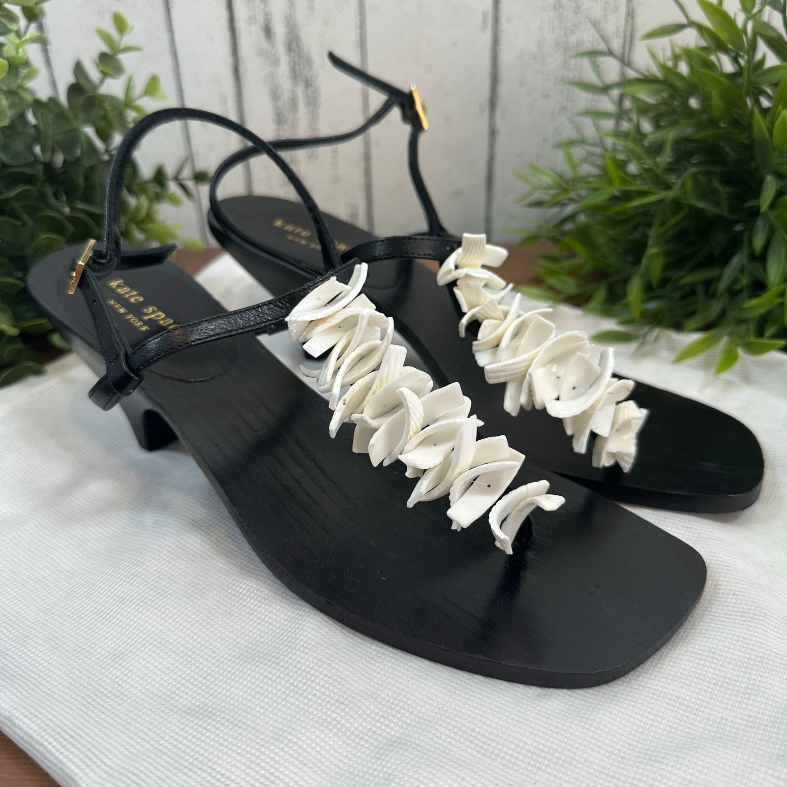 Kate Spade Kate Spade T Strap Slingback Seashells Sandals Size 7.5 Size US 7.5 / IT 37.5 - 1 Thumbnail