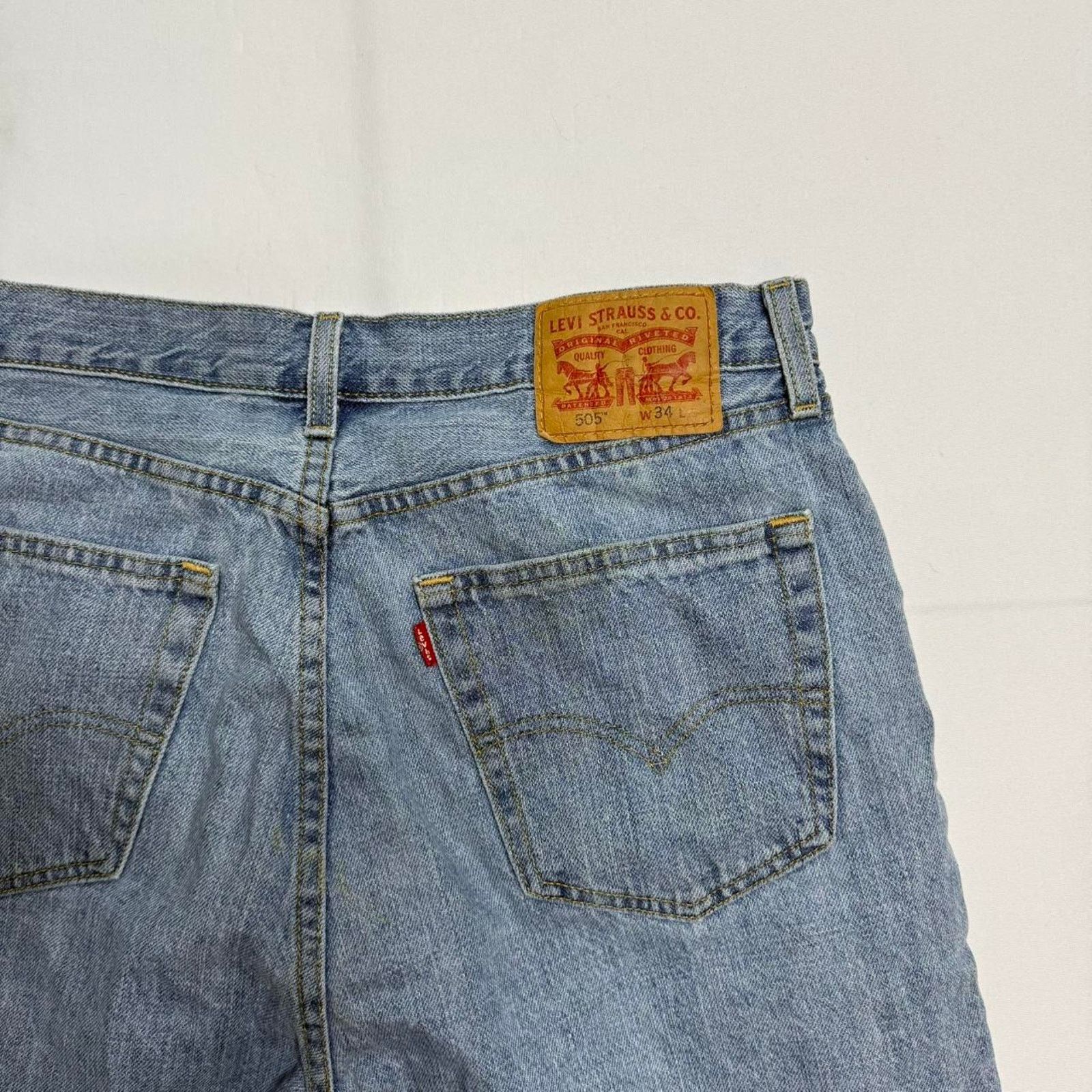 Levi's Levi’s 505 Light Wash Denim Short Size W34 Size US 34 / EU 50 - 2 Thumbnail