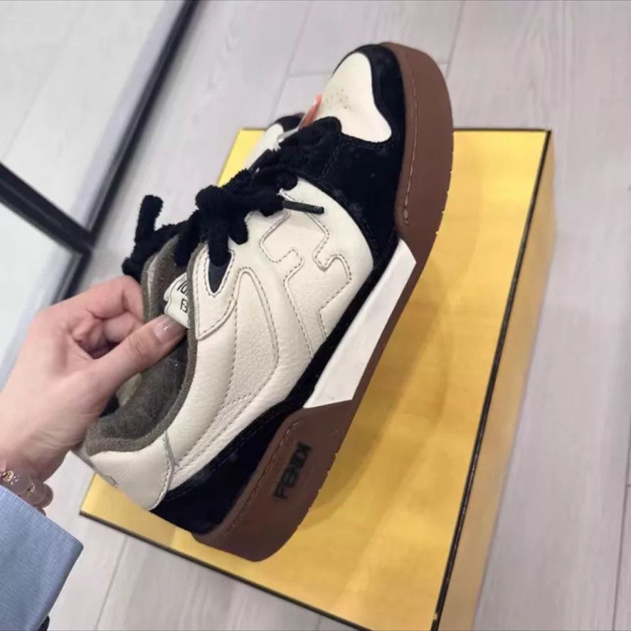 Fendi FENDI casual sneakers 6 Size US 6 / IT 36 - 2 Thumbnail