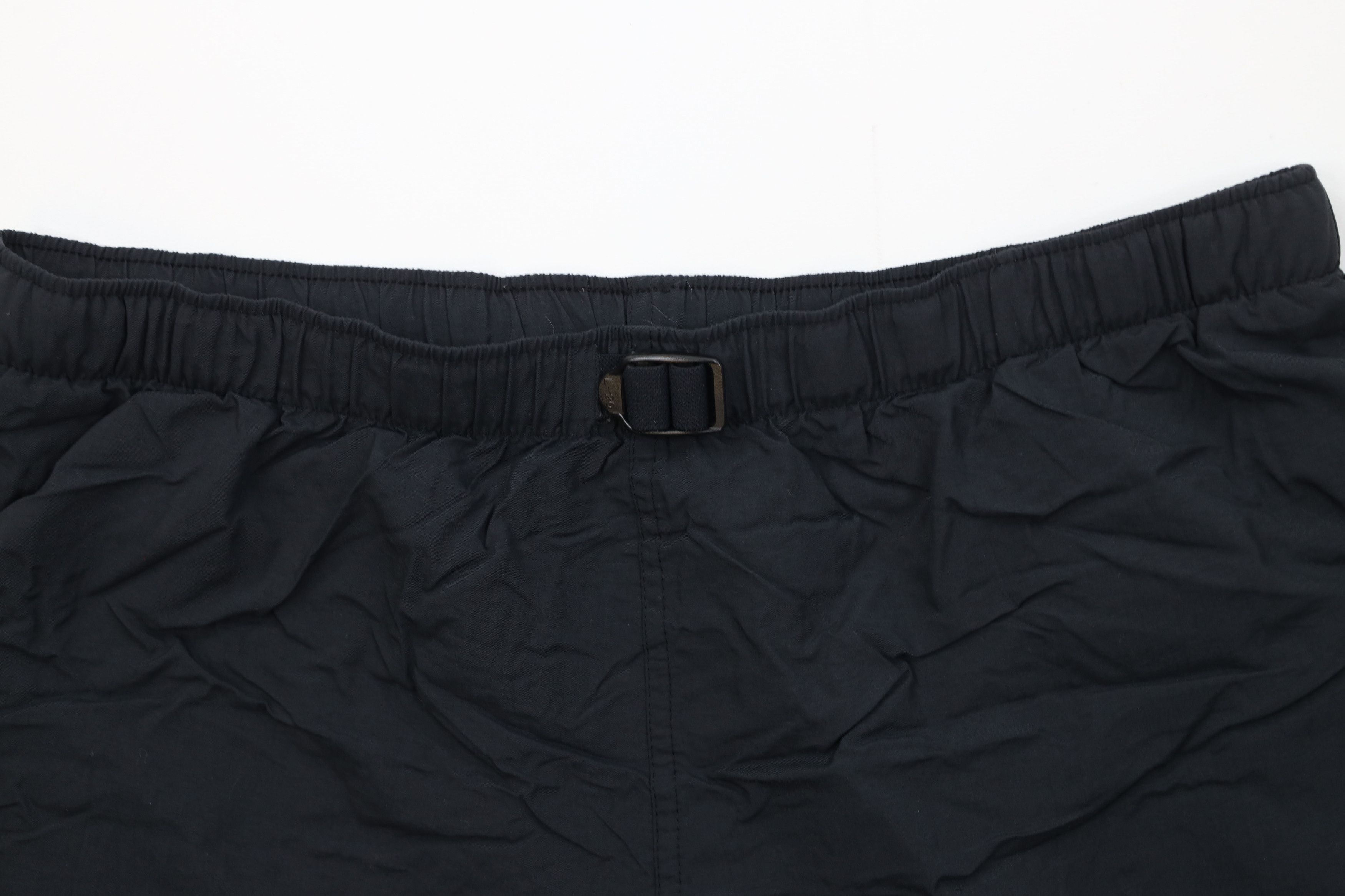 Columbia Vintage Y2K Columbia Belted Trekking Above Knee Shorts Black Size US 34 / EU 50 - 2 Thumbnail