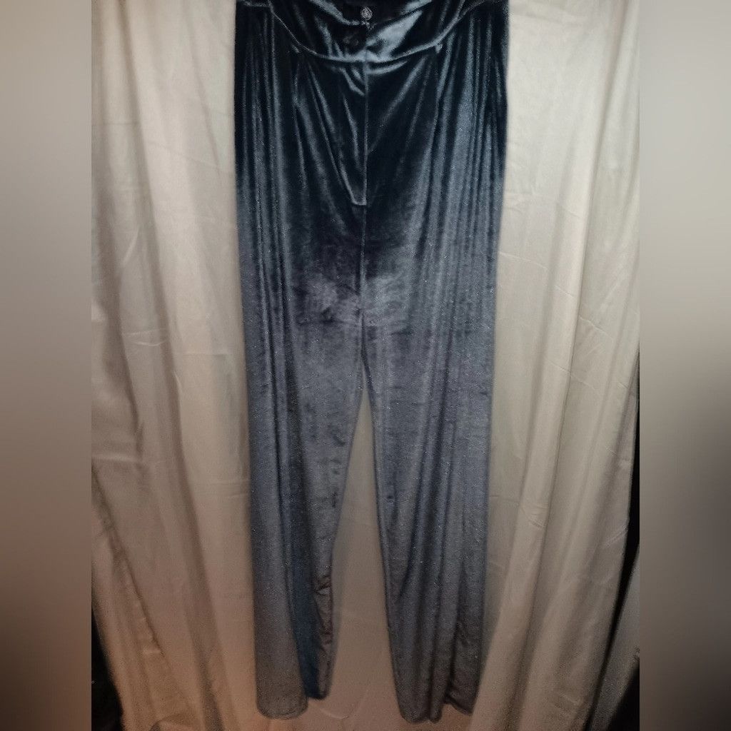 Missguided Missguided,silverish blue, velvety pants,womens 6, nwot Size 28" / US 6 / IT 42 - 1 Thumbnail
