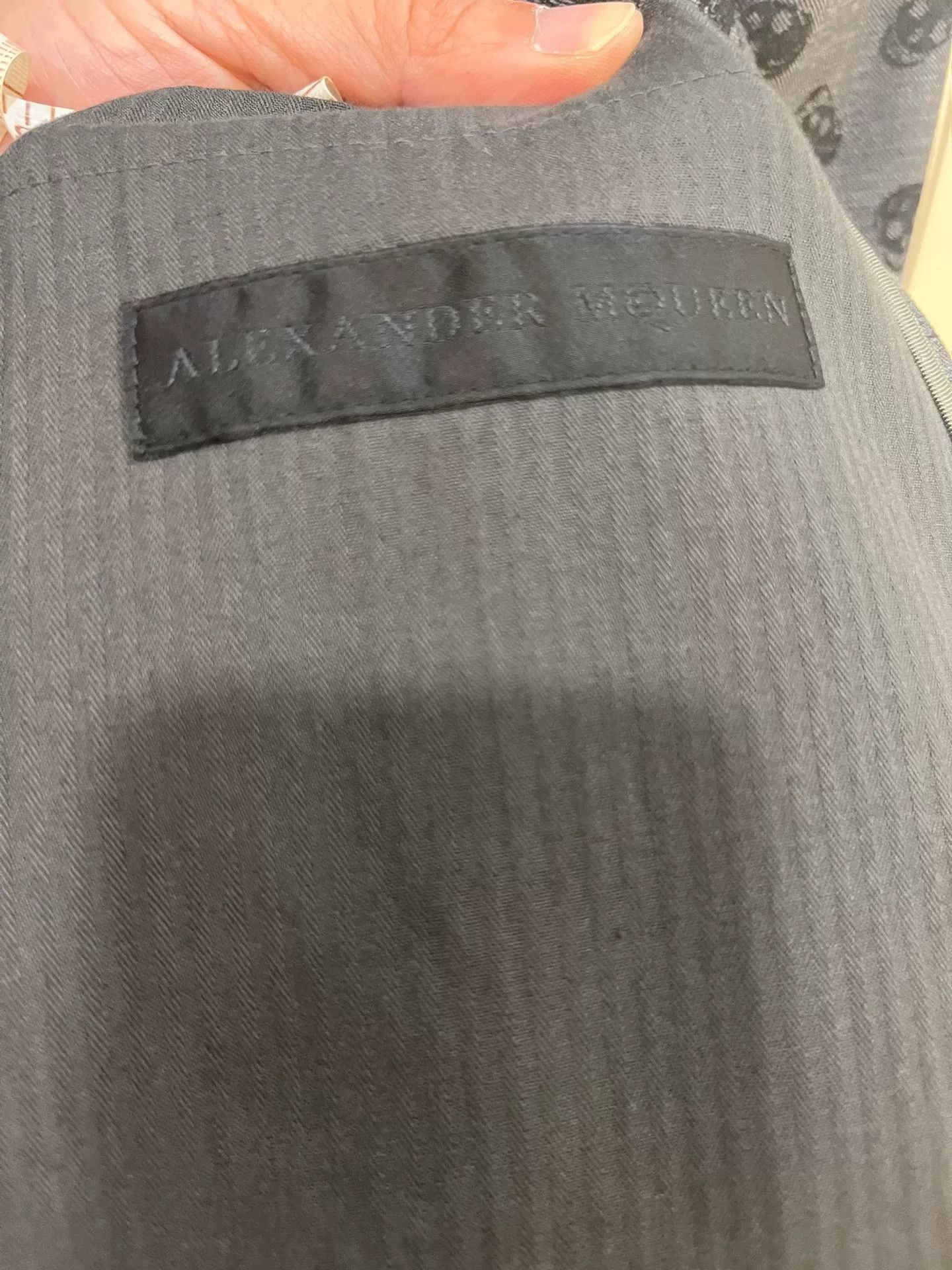 Alexander McQueen Alexander McQueen Gray Skull Wool Blazer Size US S / EU 44-46 / 1 - 5 Thumbnail