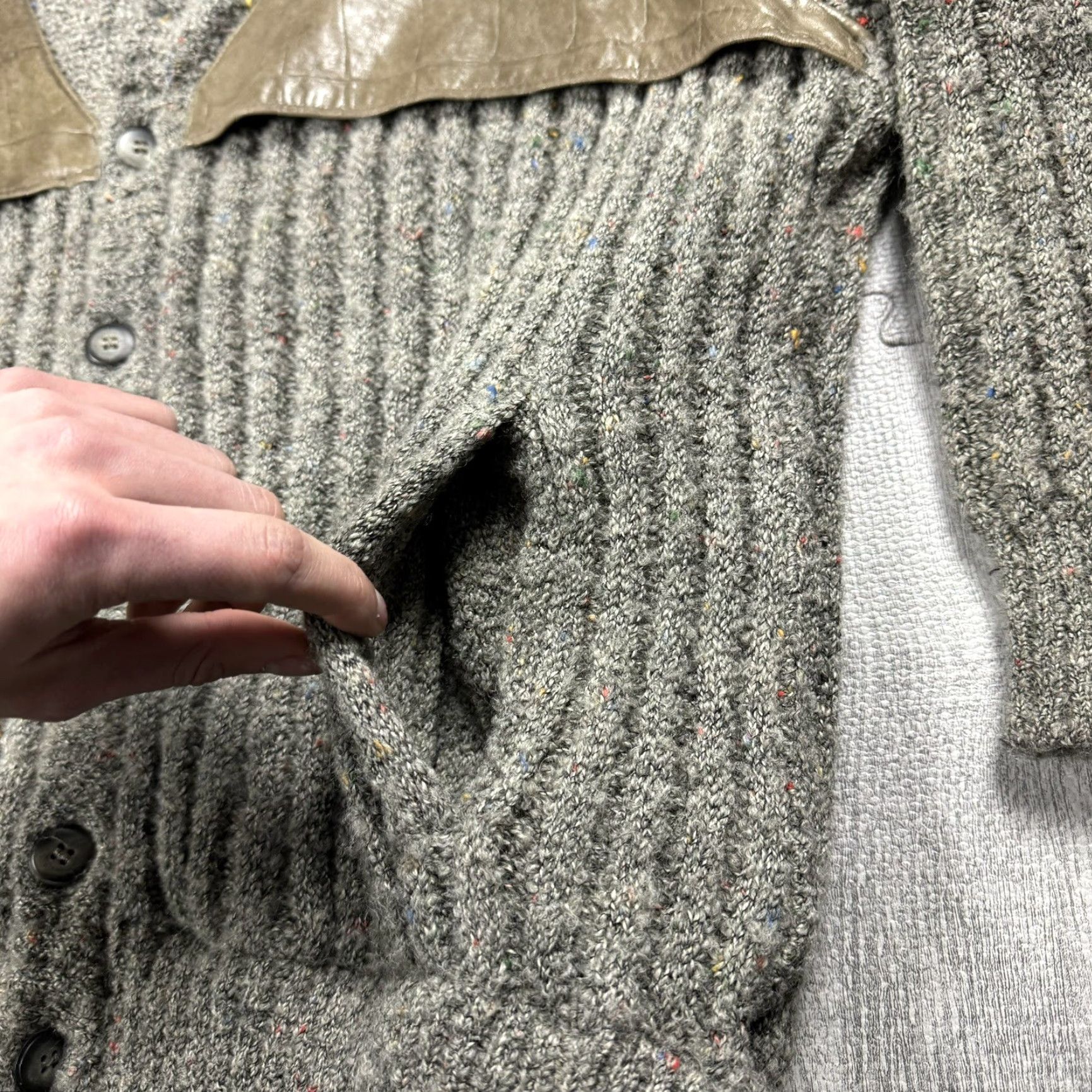 Vintage VINTAGE Ruby Leather Accent Rag Wool Mohair Cardigan Blazer Mens Italy SZ M Gray 1970s Secretary/Geek 70s Mens Size US M / EU 48-50 / 2 - 7 Thumbnail