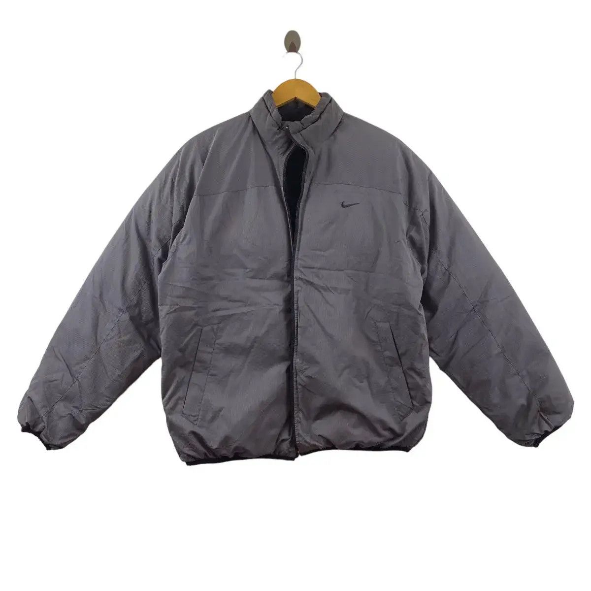 Nike Vintage NIKE SWOOSH Logo Reversible Puffer Outdoor Jacket Size US L / EU 52-54 / 3 - 1 Thumbnail