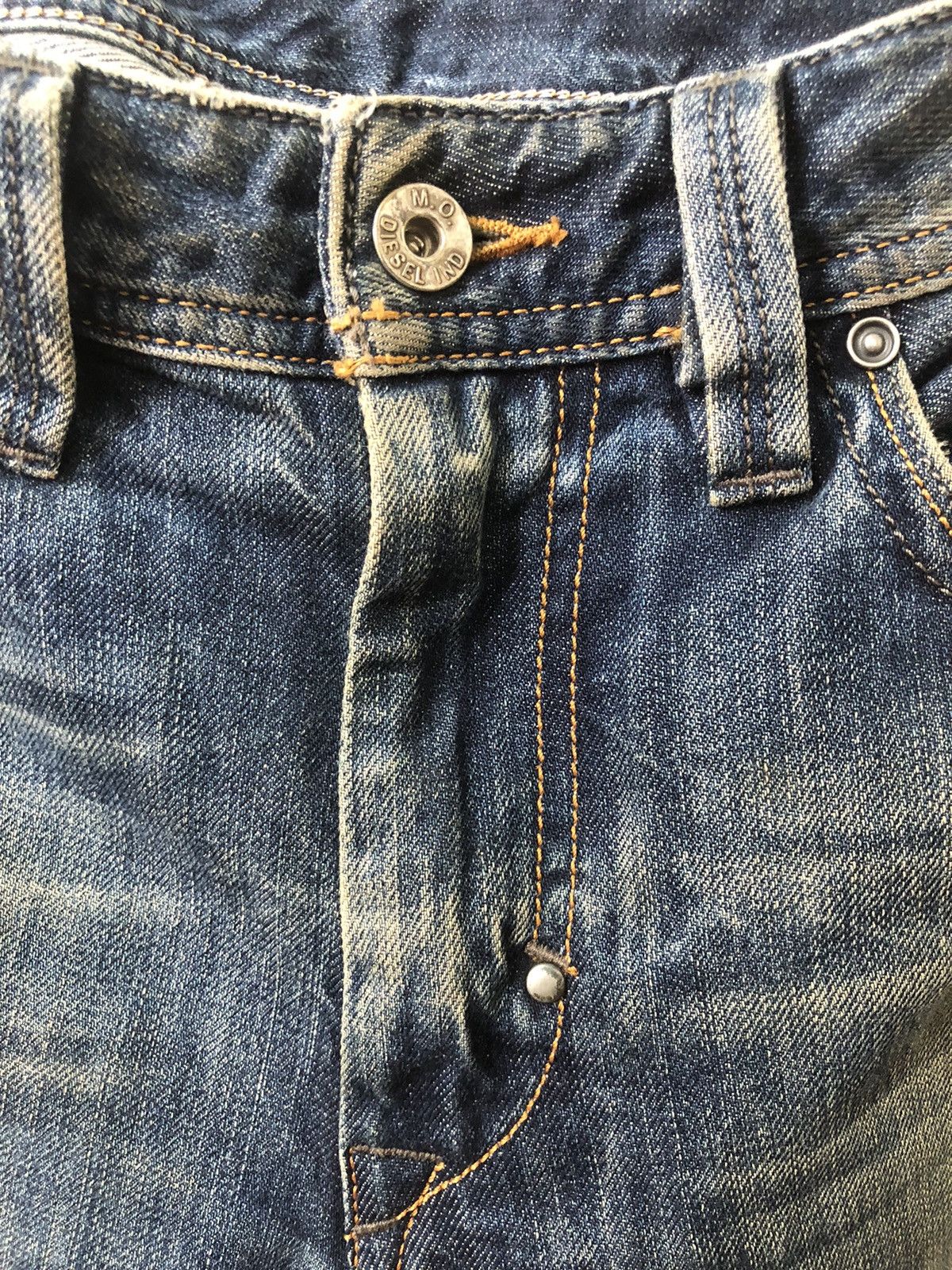 Diesel Diesel Distressed Denim Jeans waist 33 Size US 33 - 2 Thumbnail