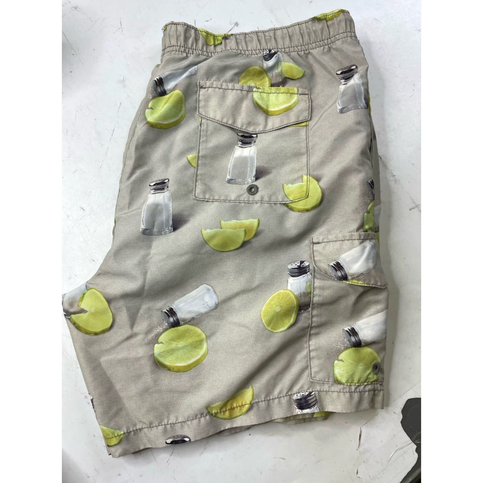 Tommy Bahama Tommy Bahama Swim Shorts Trunks Mens Large Gray Lime Salt Lined Drawstring Elastic Waist Pocket Beach 100% Polyester Mens Size US 33 - 7 Thumbnail