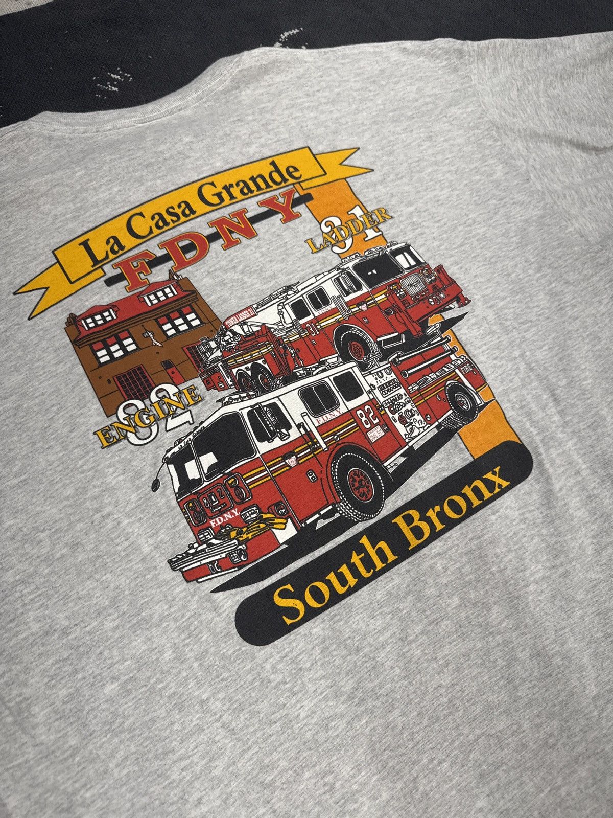 Vintage The Bronx “La Casa Grande” FDNY Vintage Y2K Grey T-Shirt Size US XL / EU 56 / 4 - 4 Thumbnail