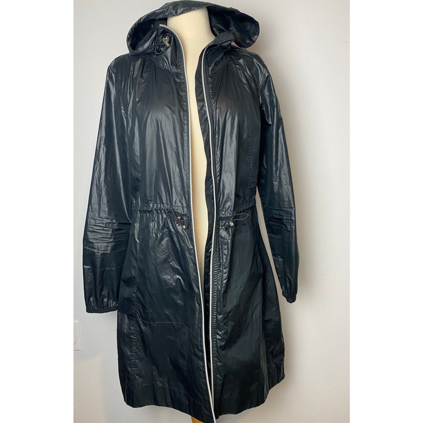 Jockey Jockey Women's Black Long Rain Slicker Coat, Size M Size M / US 6-8 / IT 42-44 - 1 Thumbnail