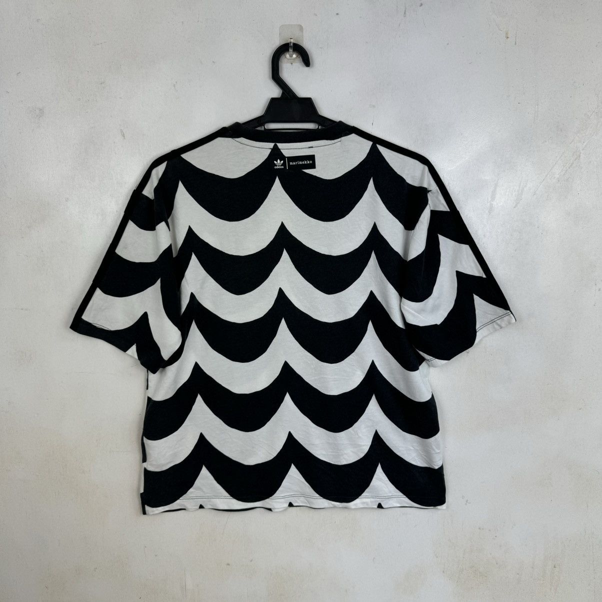Adidas Adidas Marimekko Tshirt Size US S / EU 44-46 / 1 - 5 Thumbnail