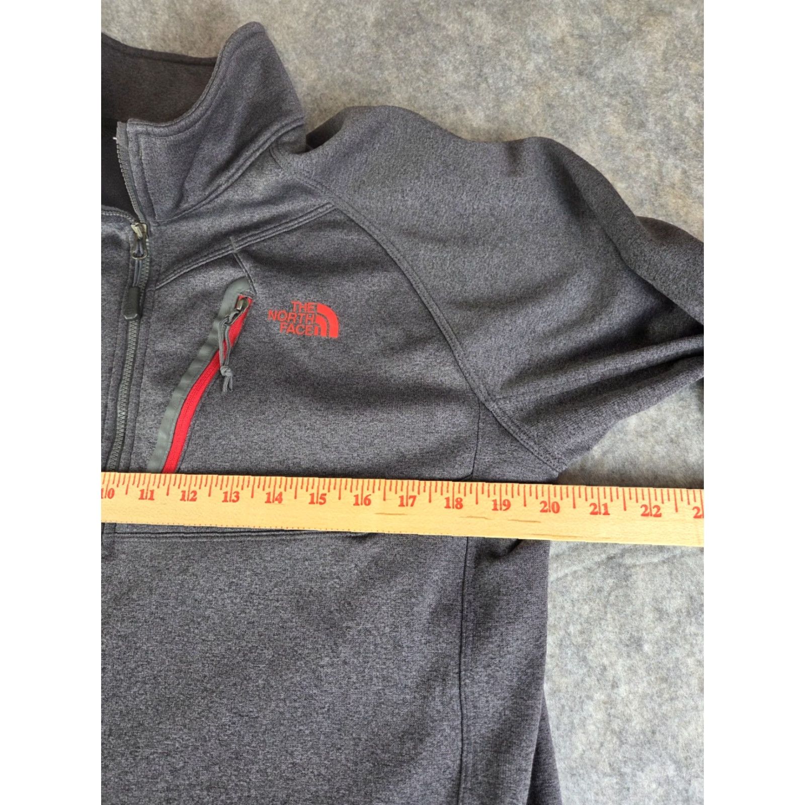The North Face The North Face Men's Pullover Jacket 1/4 Zip M Gray Polyester Zippered Jacket Size US M / EU 48-50 / 2 - 8 Thumbnail