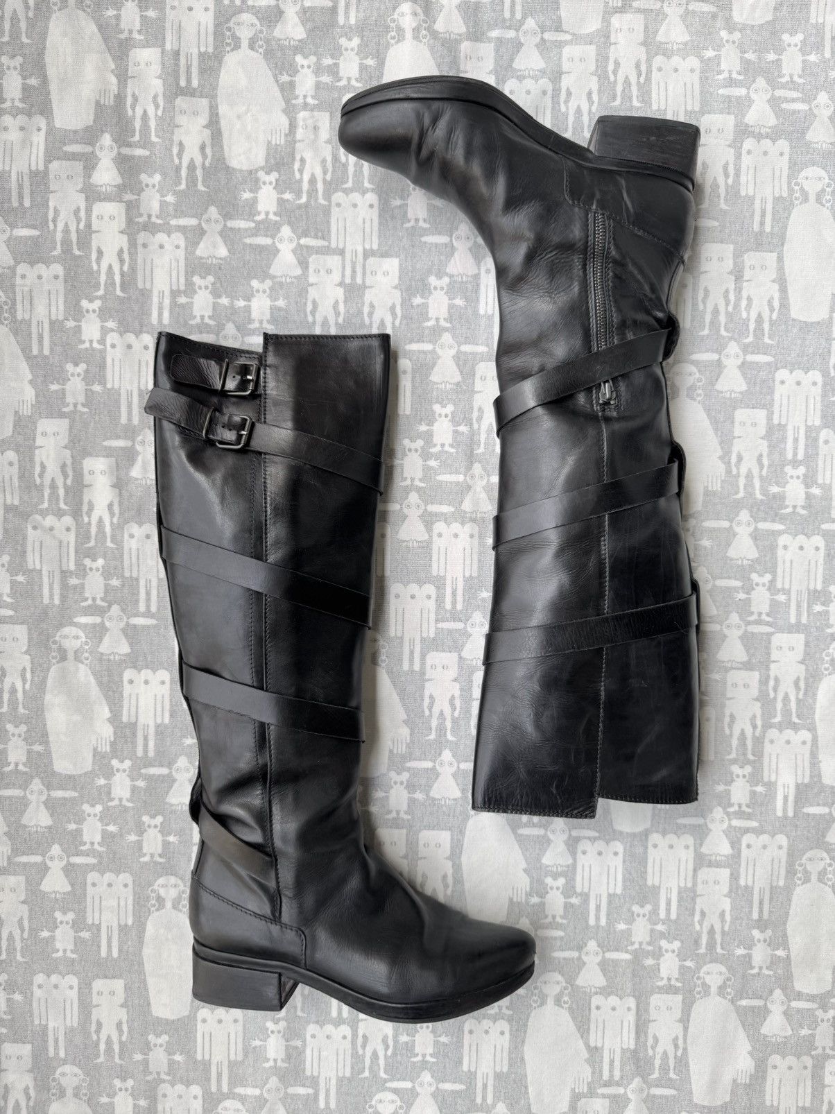Veronique Branquinho Veronique Branquinho Wrap-Around Strap Leather Boots Size US 8 / IT 38 - 1 Thumbnail